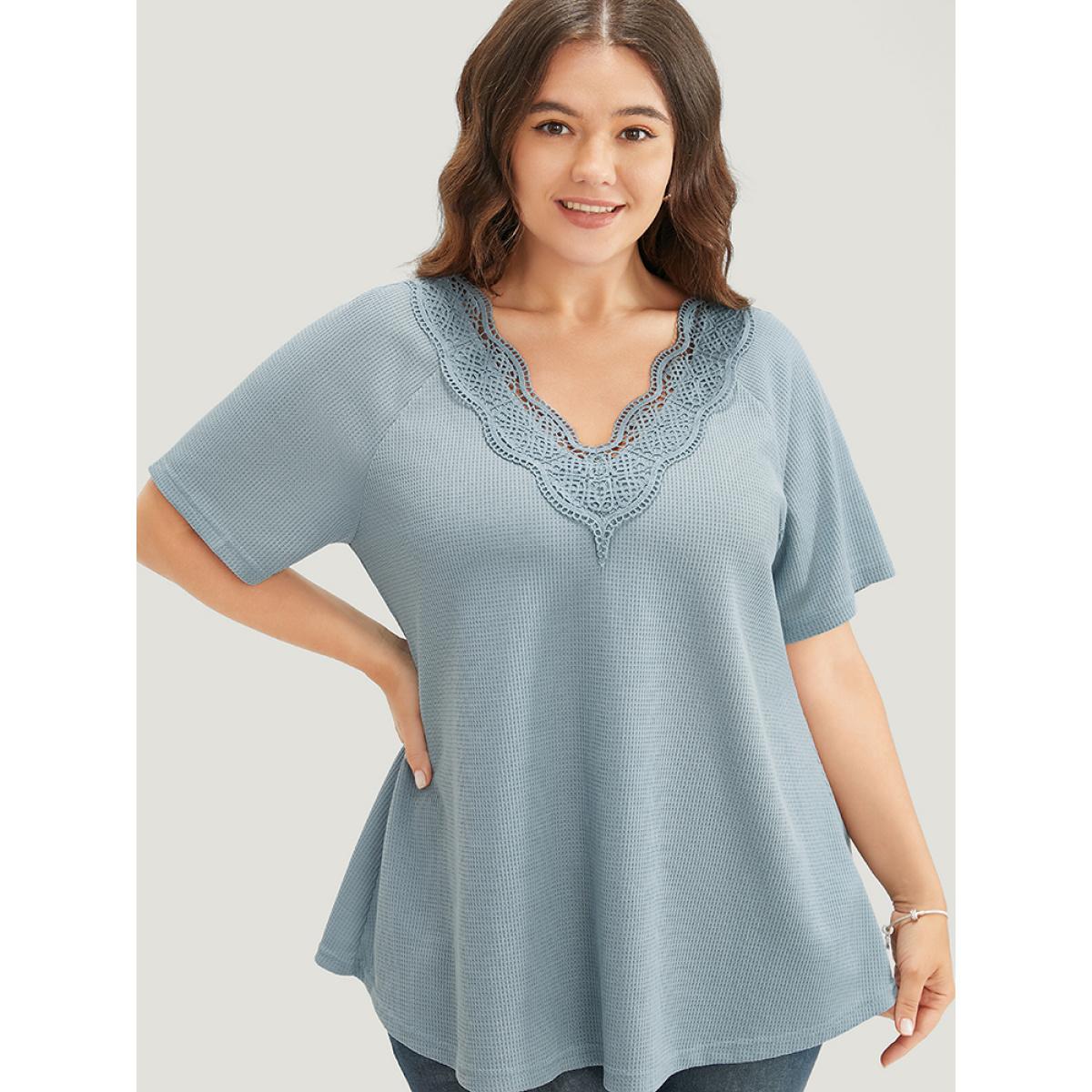 Plus Size Solid Raglan Sleeve Contrast Lace Waffle Knit T-shirt Stone Women Elegant Plain V-neck Dailywear T-shirts BloomChic 18-20/2X Product Image