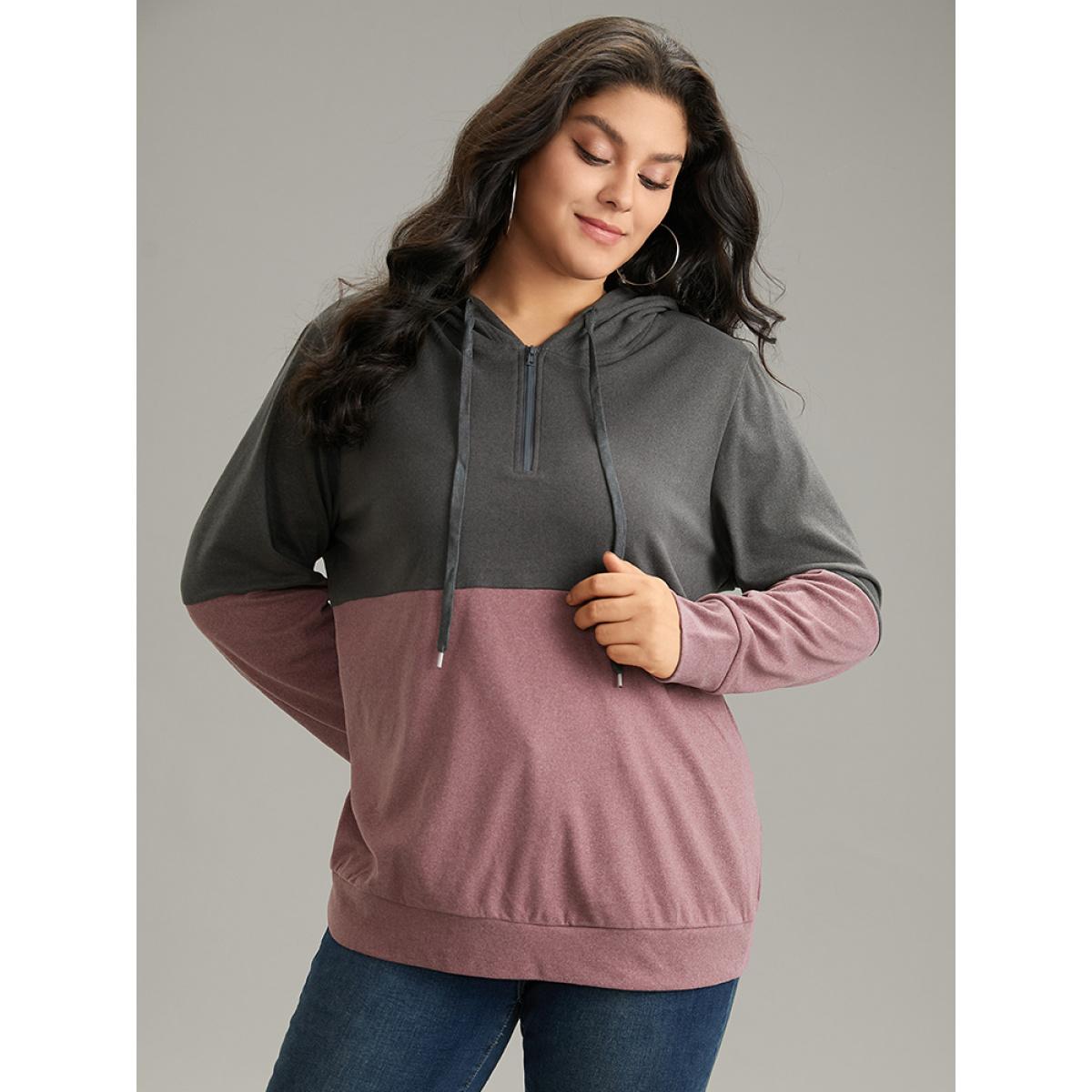 Plus Size Colorblock Contrast Half Zip Hooded Sweatshirt Women Scarlet Casual Contrast Hooded Dailywear Sweatshirts BloomChic 22-24/3X Product Image