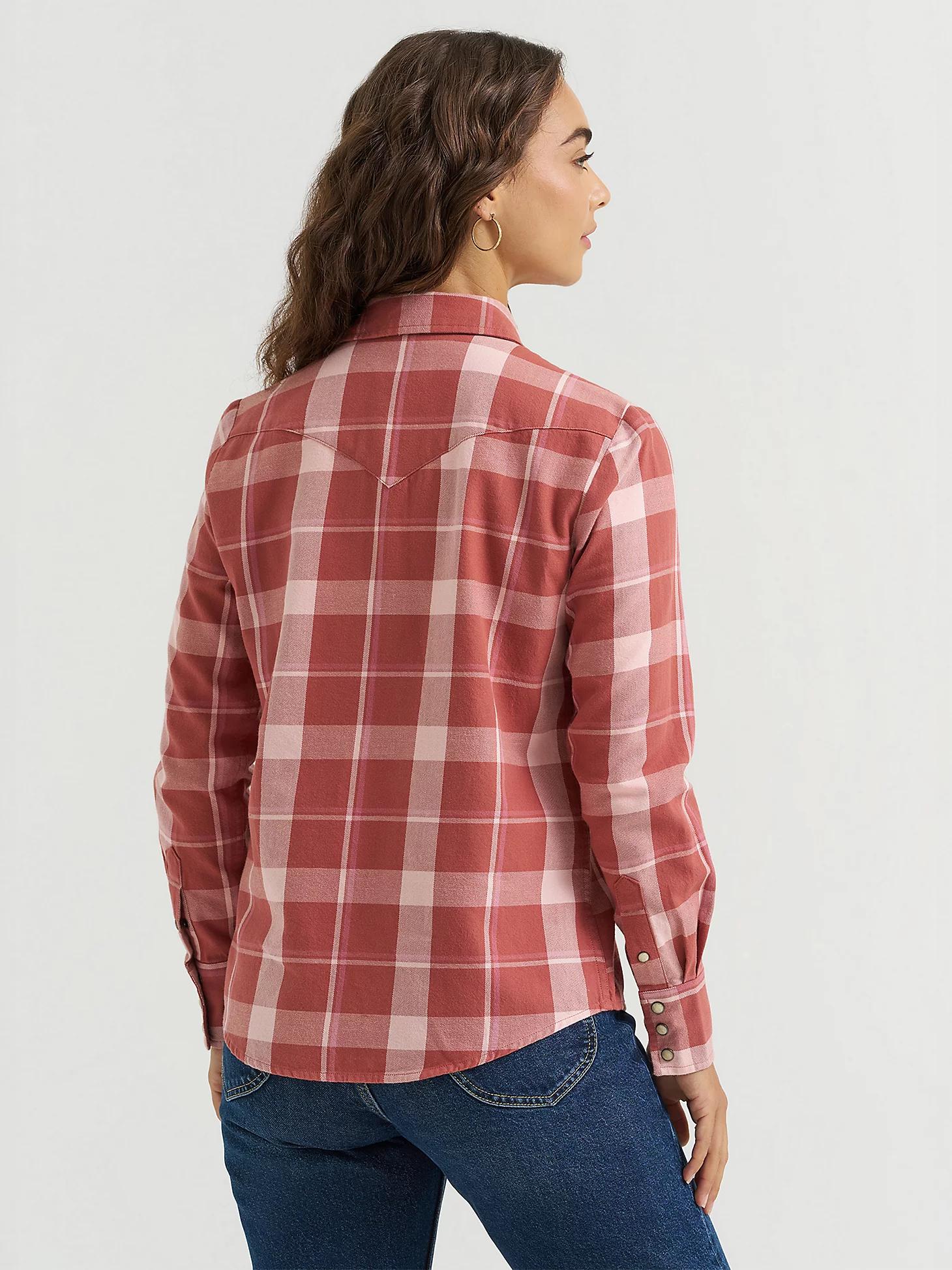 Women's Plaid Western Snap Front Shirt | Women's Tops & Tees | Lee® Product Image
