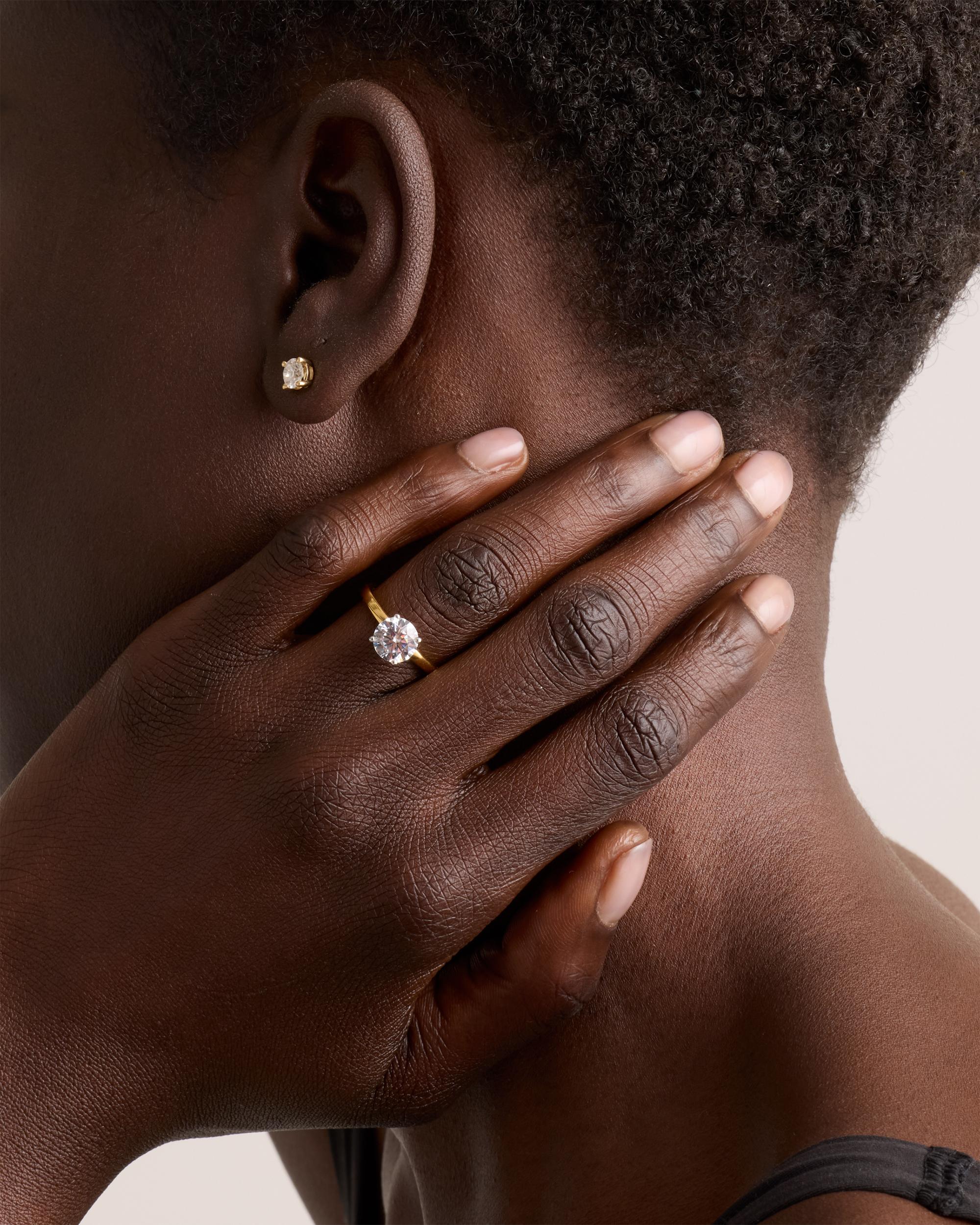 Quince | Women's Lab Grown Diamond Round Comfort Fit Engagement Ring Product Image