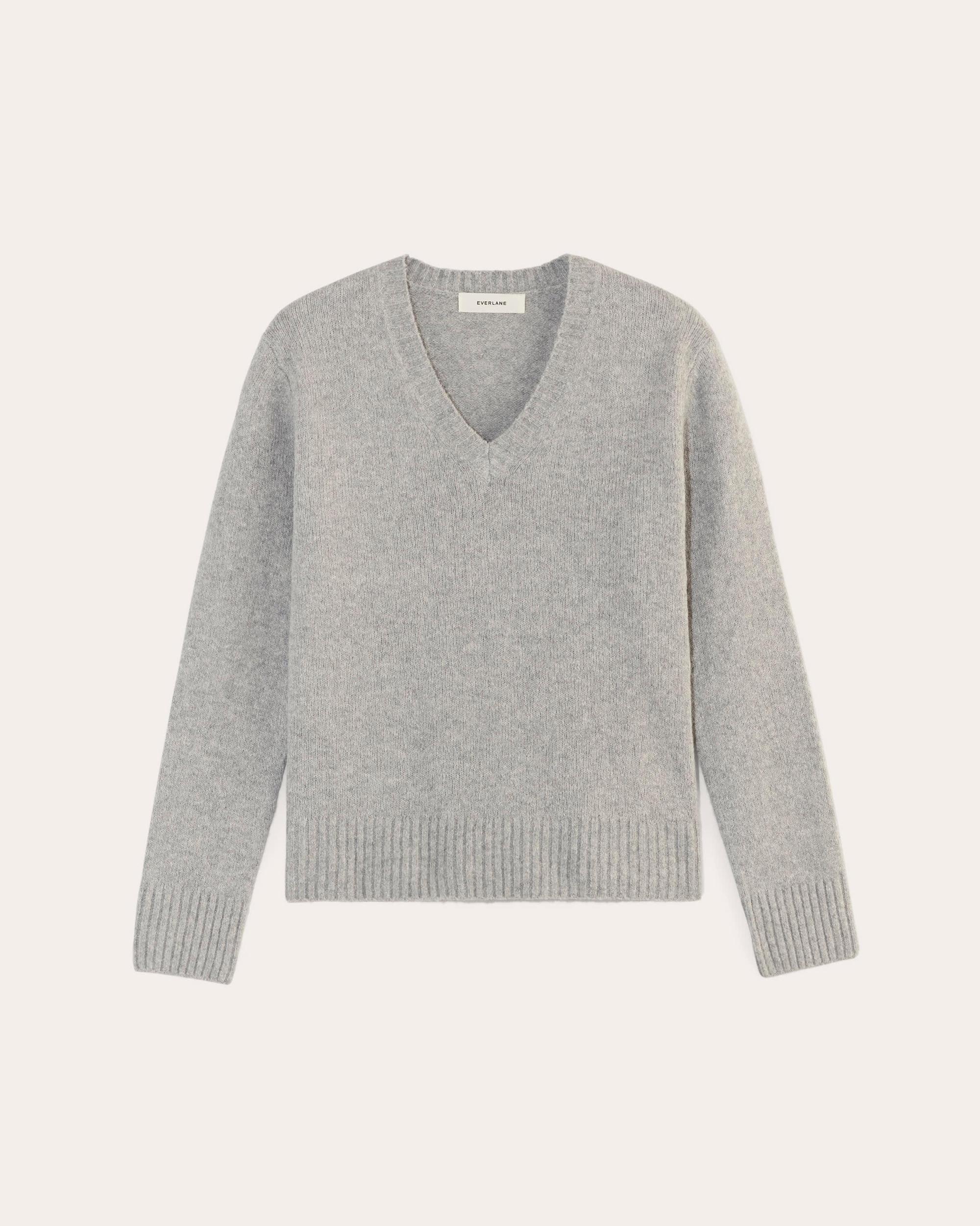 The V-Neck Sweater in Plush Cotton Product Image