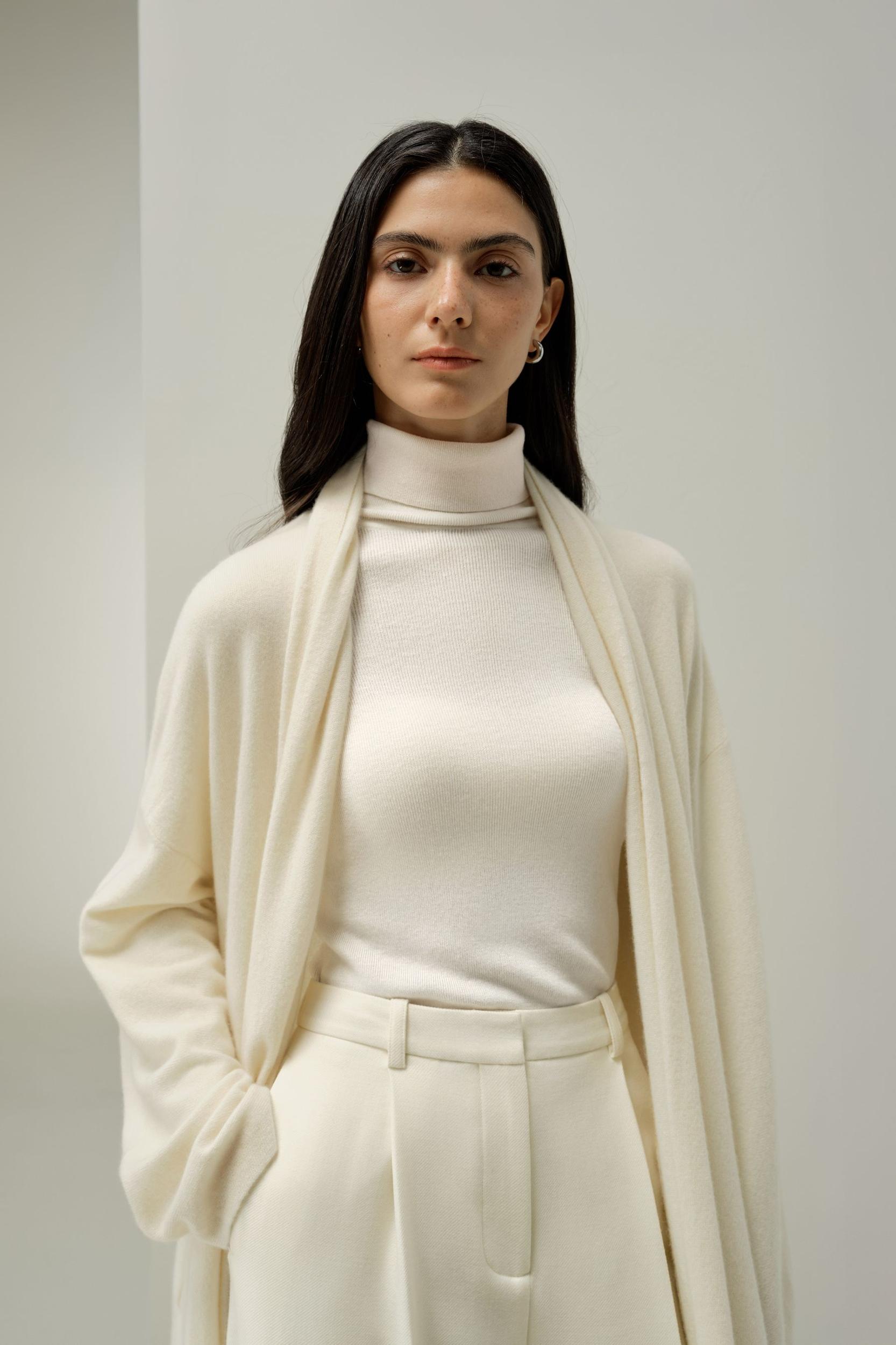 Calf-length cashmere cardigan Product Image