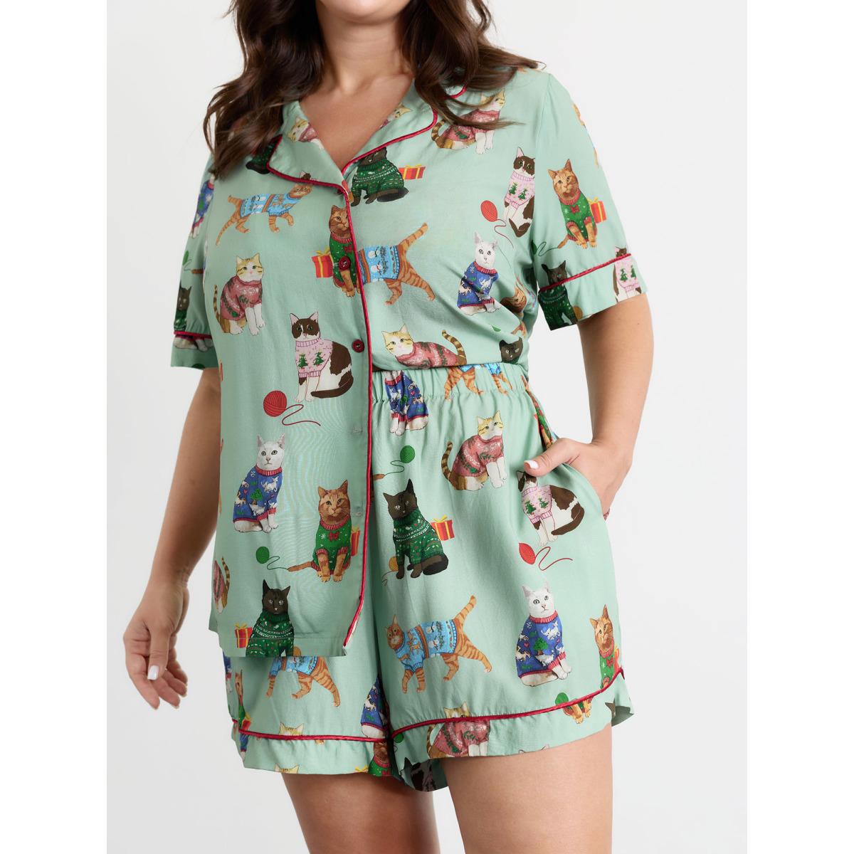 Plus Size Holiday Cats Print Color Contrast Loungewear Set Women Multicolor Christmas Short sleeve Shirt collar Playful Loungewear Sets BloomChic 28/5X Product Image