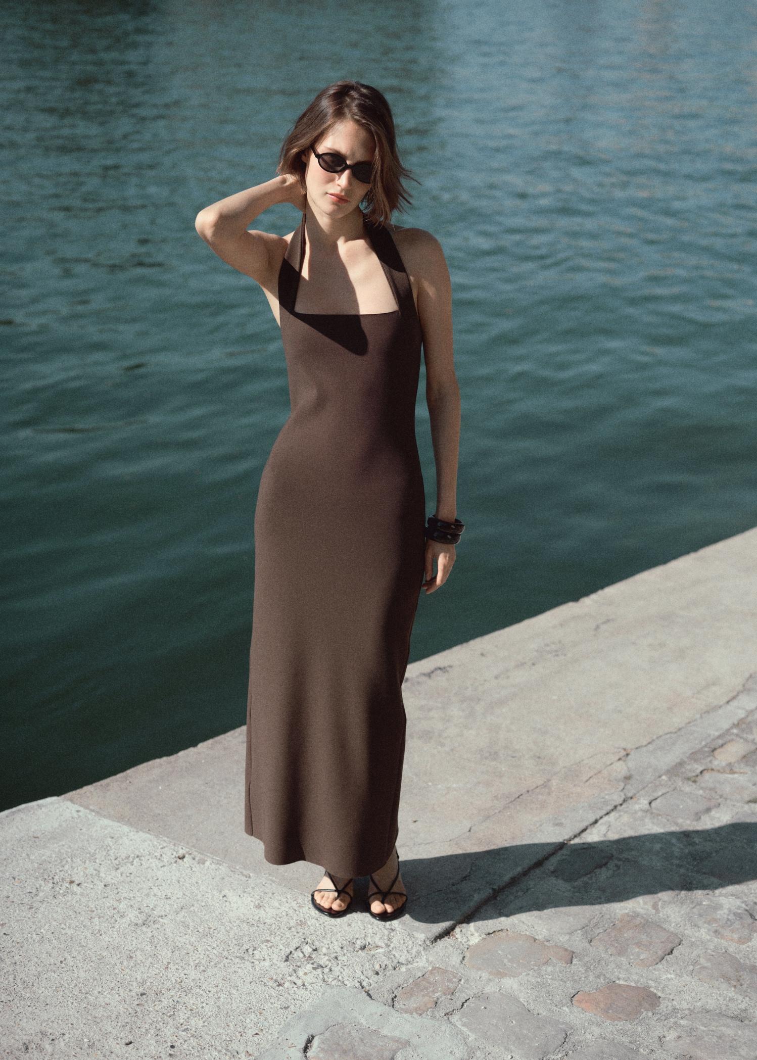 Long halter-neck dress - Women | MANGO USA Product Image