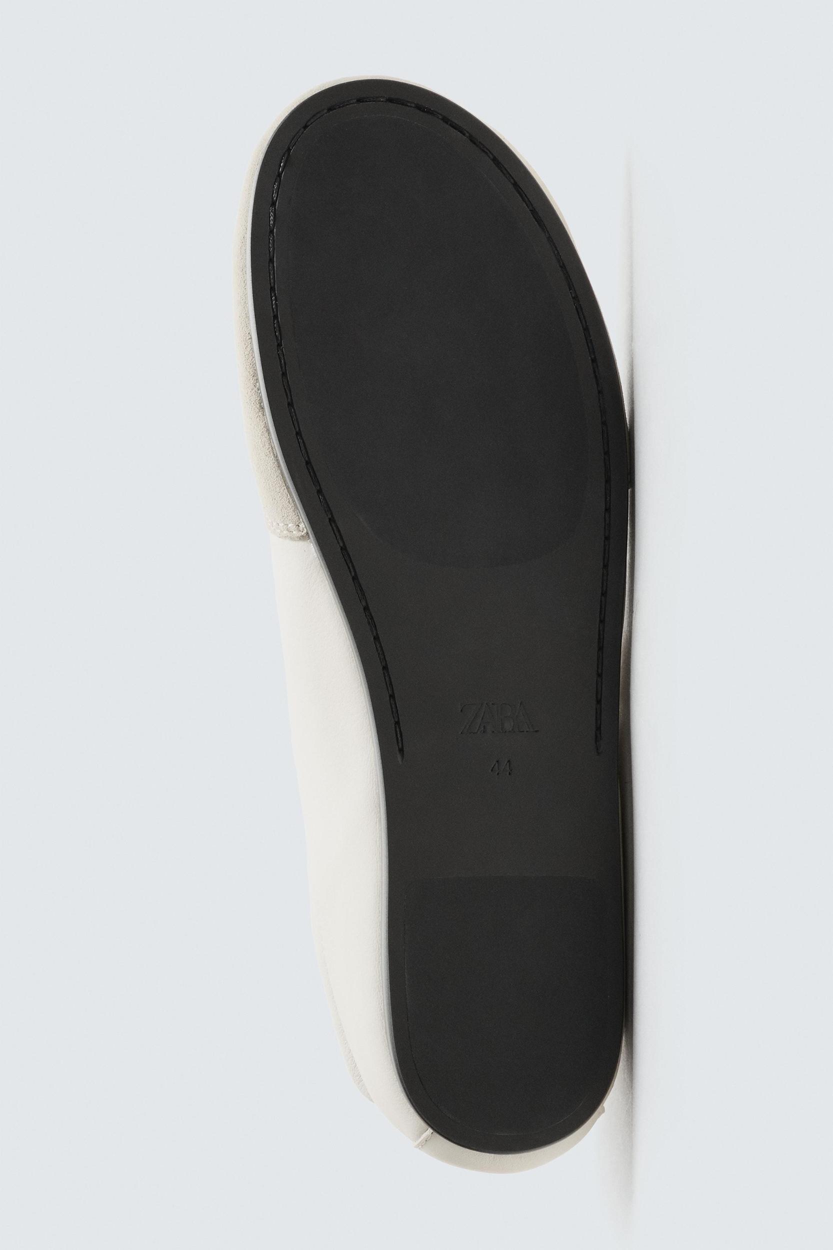 LEATHER SNEAKERS LIMITED EDITION Product Image