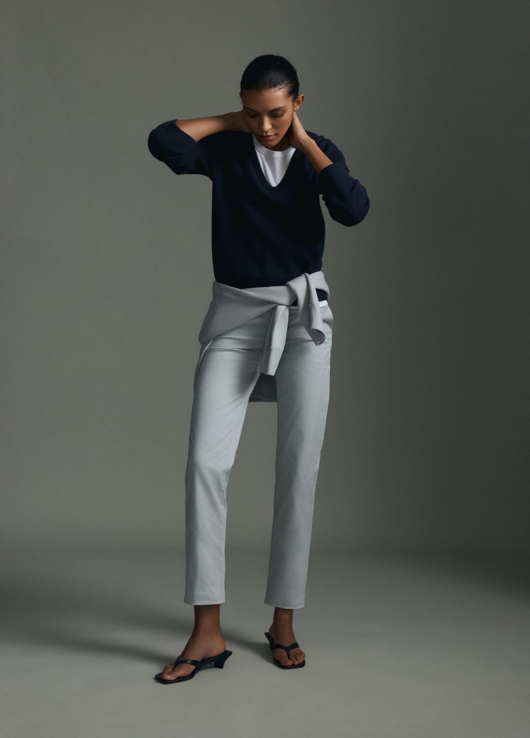 Avery Mid-Rise Italian Stretch-Cotton Chino Pant Product Image