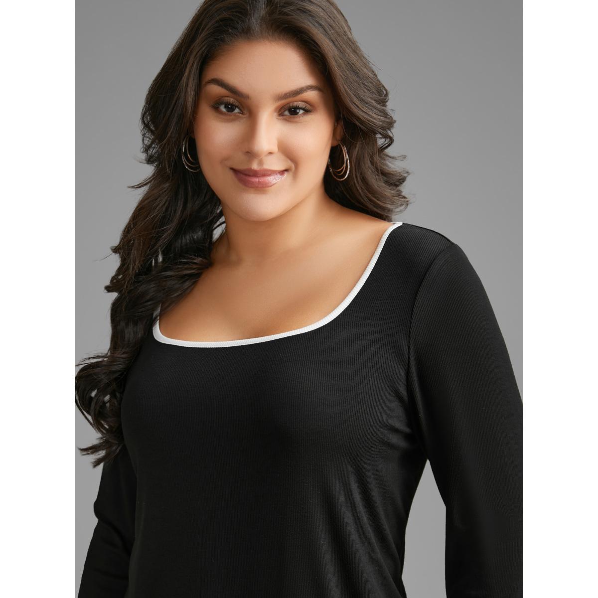 Plus Size Square Neck Contrast Trim T-shirt Black Women Casual Texture Square Neck Bodycon Everyday T-shirts BloomChic 30/6X Product Image