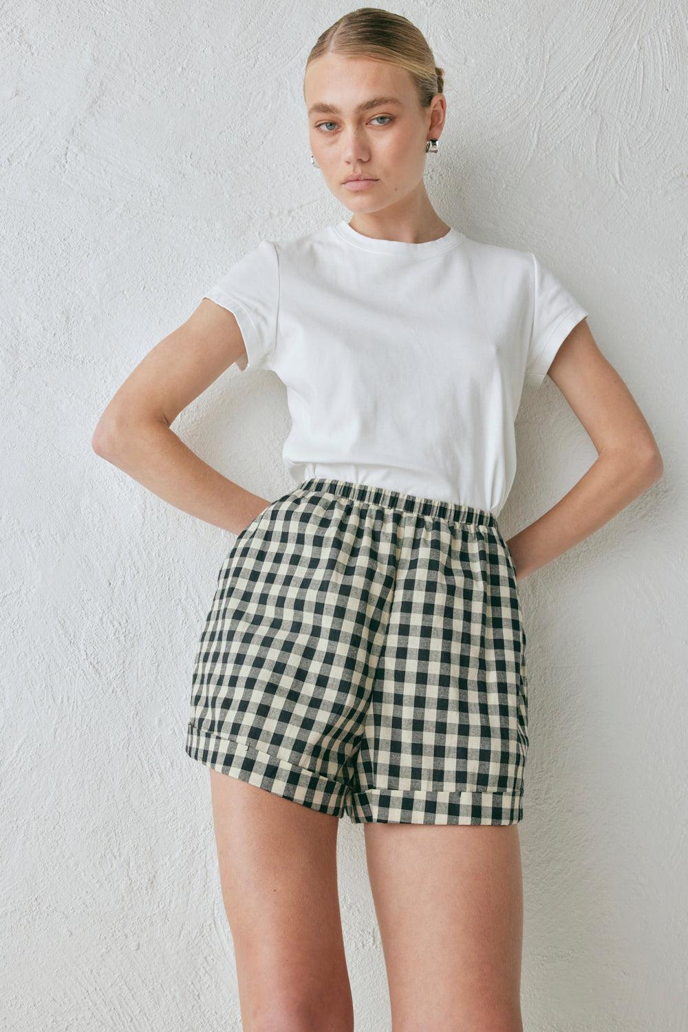 Freda Shorts Black Check Product Image