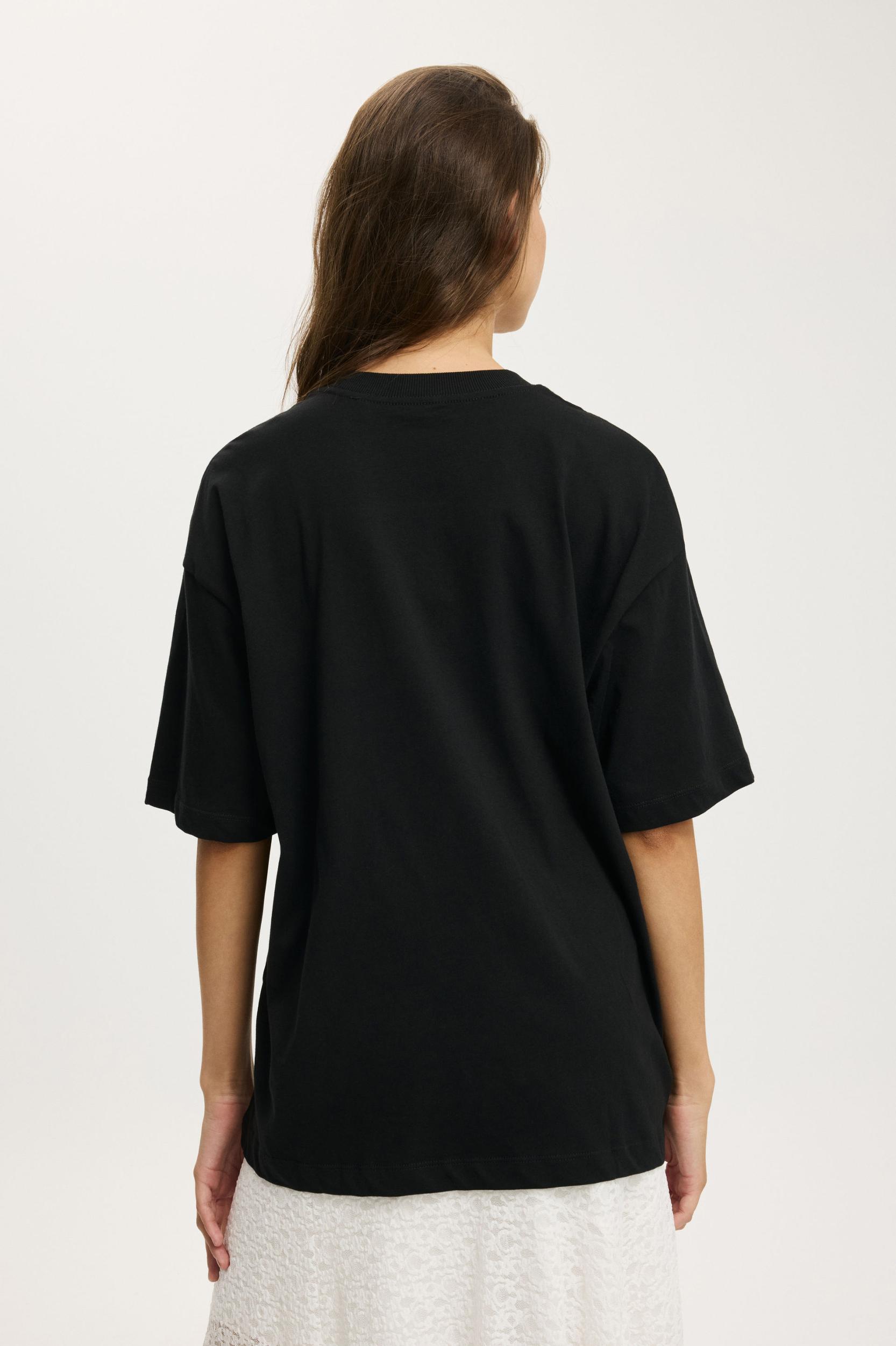 Boxy Graphic T-Shirt Product Image