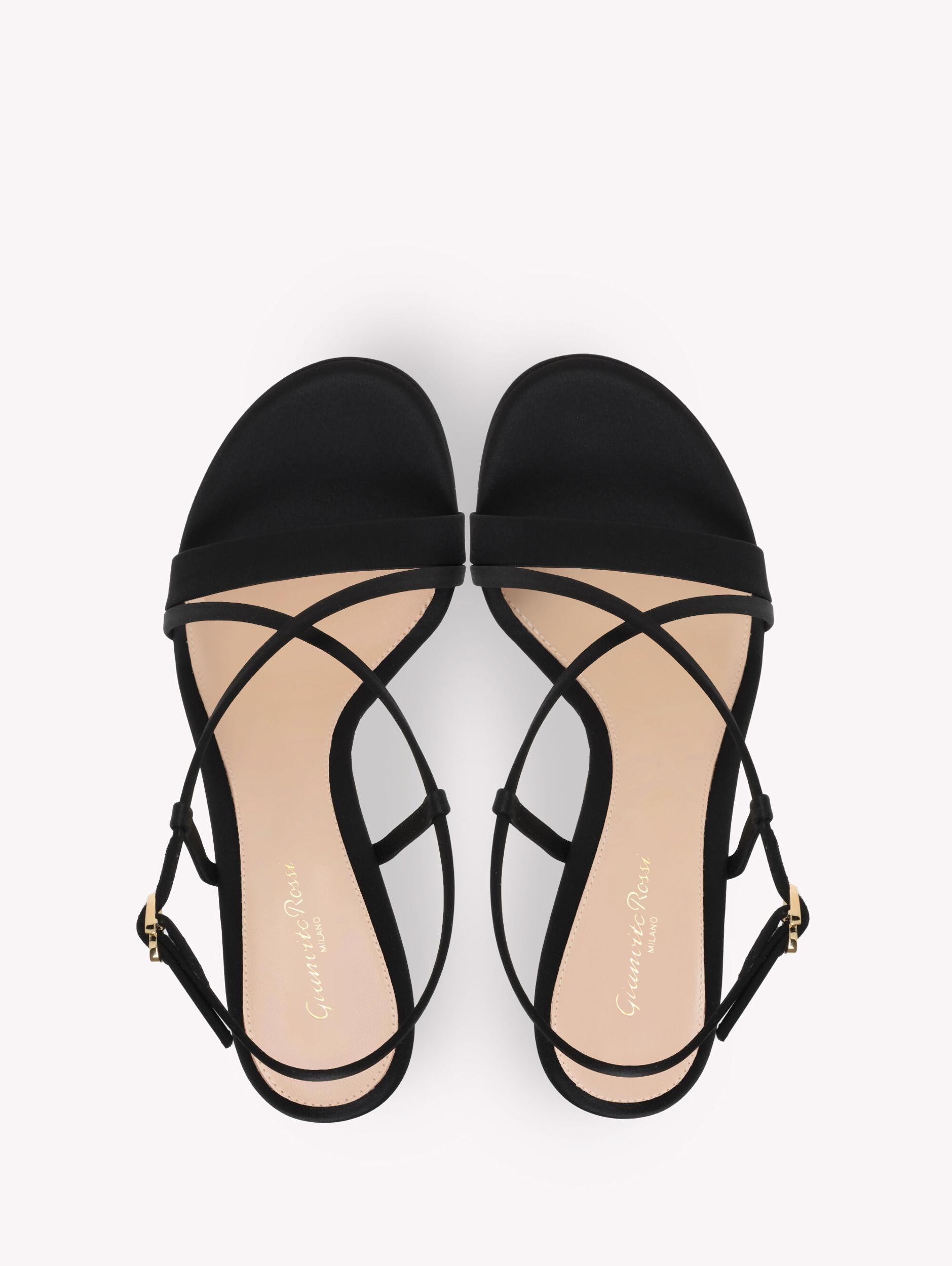 LARISSE Gianvito Rossi Product Image