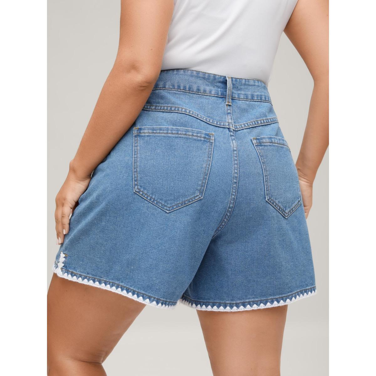 Plus Size Embroidered Hem Wide-Leg Denim Shorts Women Midblue No stretch Vacation Slanted pocket Leisure Denim Shorts BloomChic 14/1X Product Image
