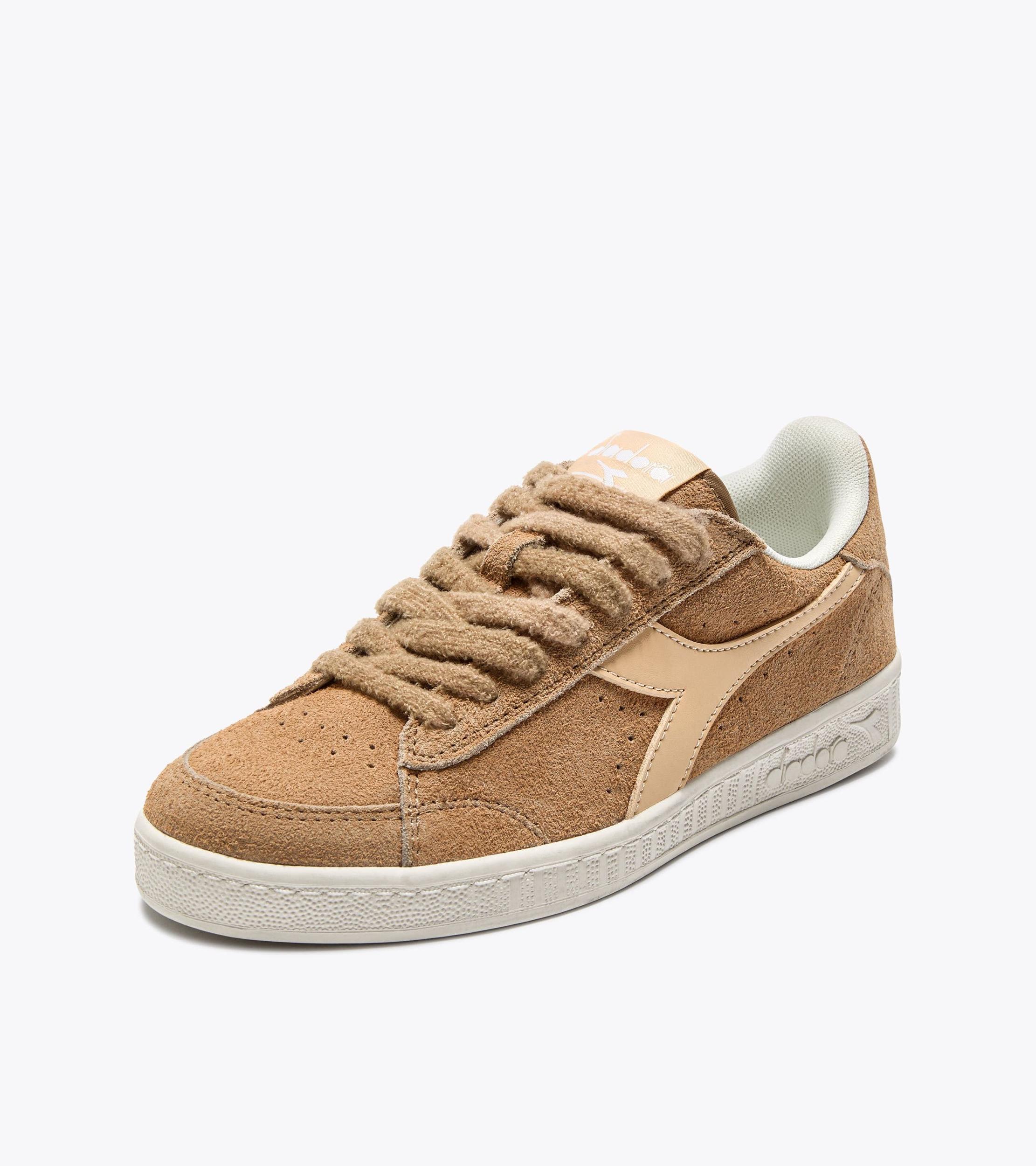 GAME LOW SUEDE WAXED Product Image