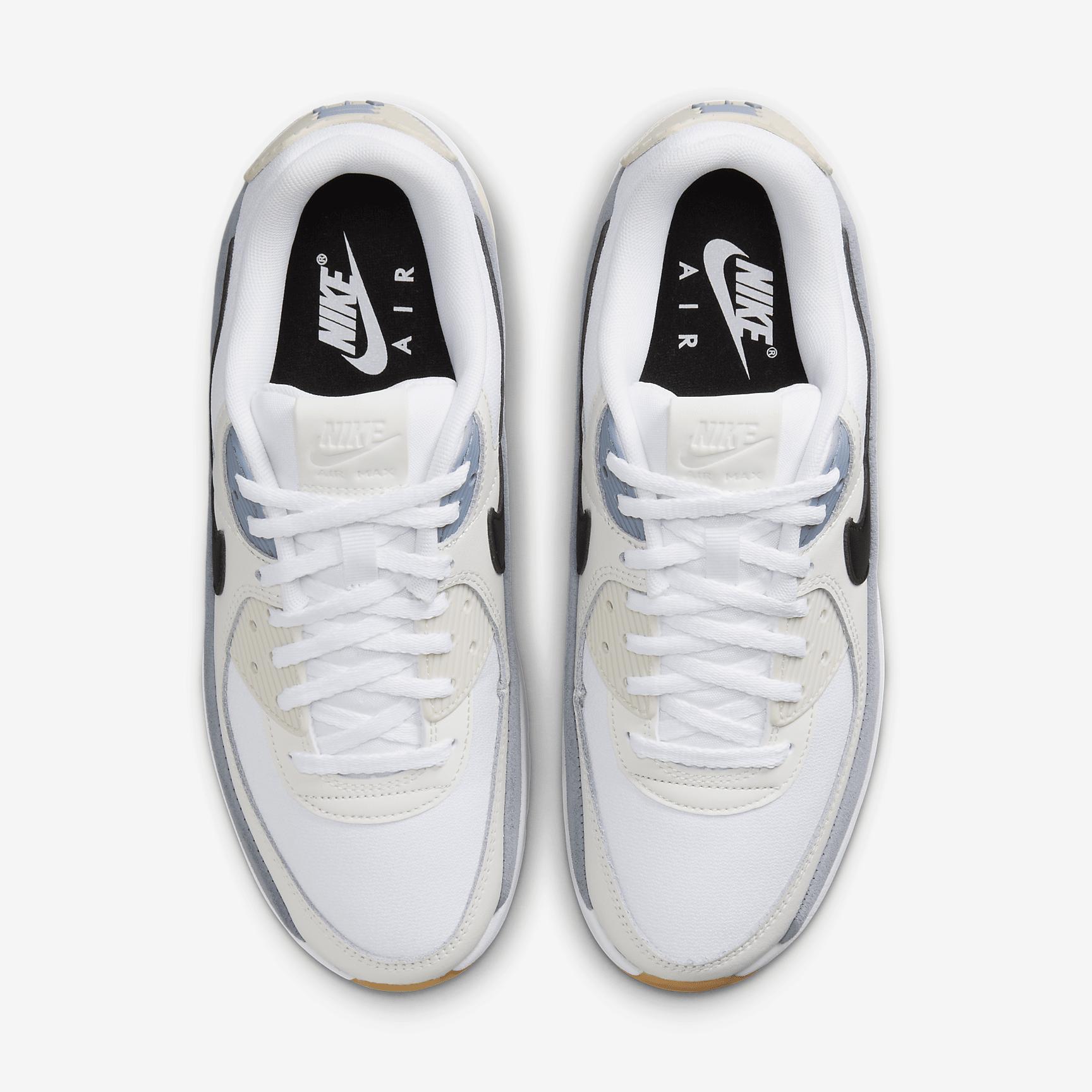 Womens Nike Air Max 90 LV8 Casual Shoes Product Image