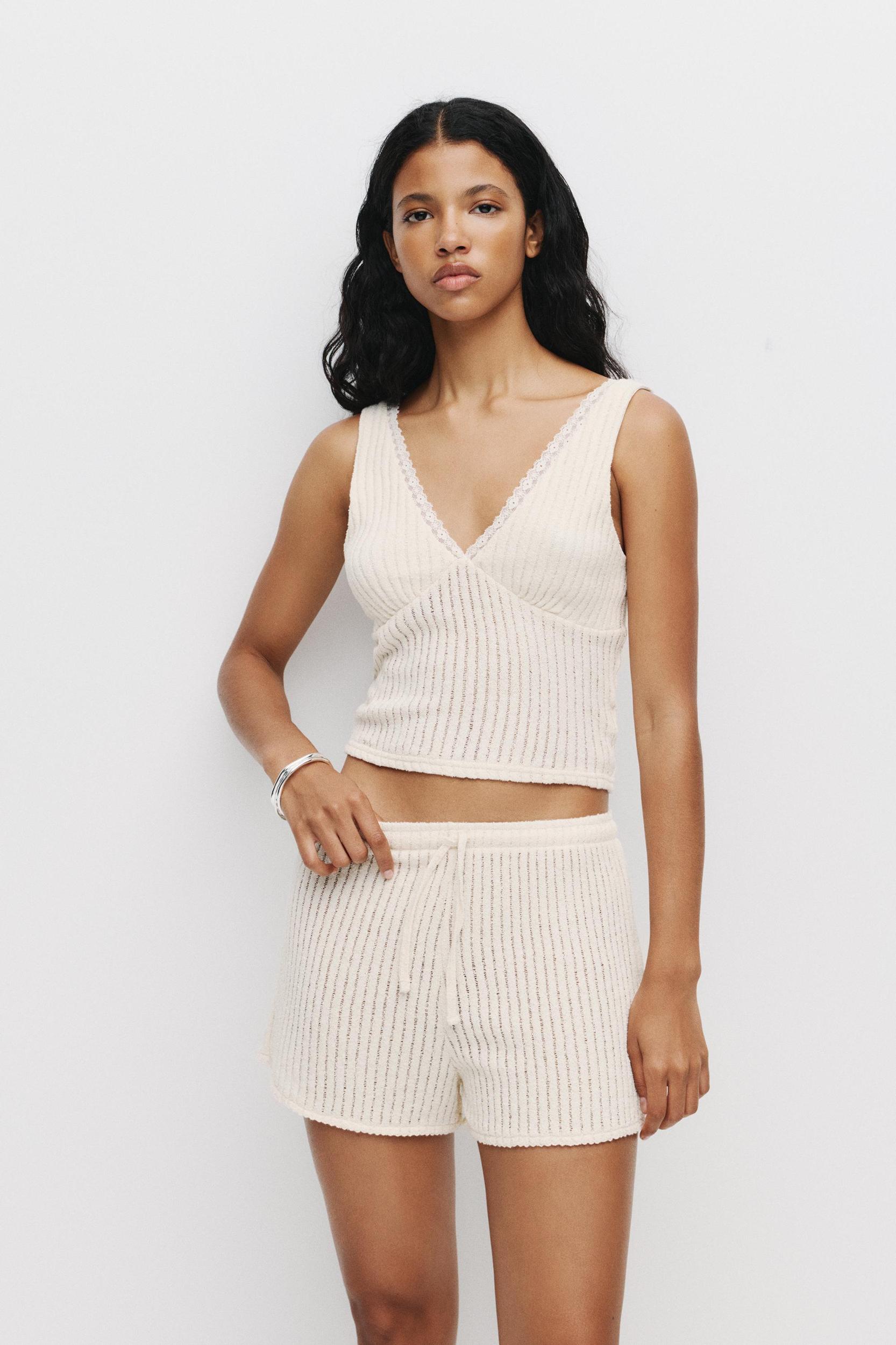 Open-knit shorts Product Image