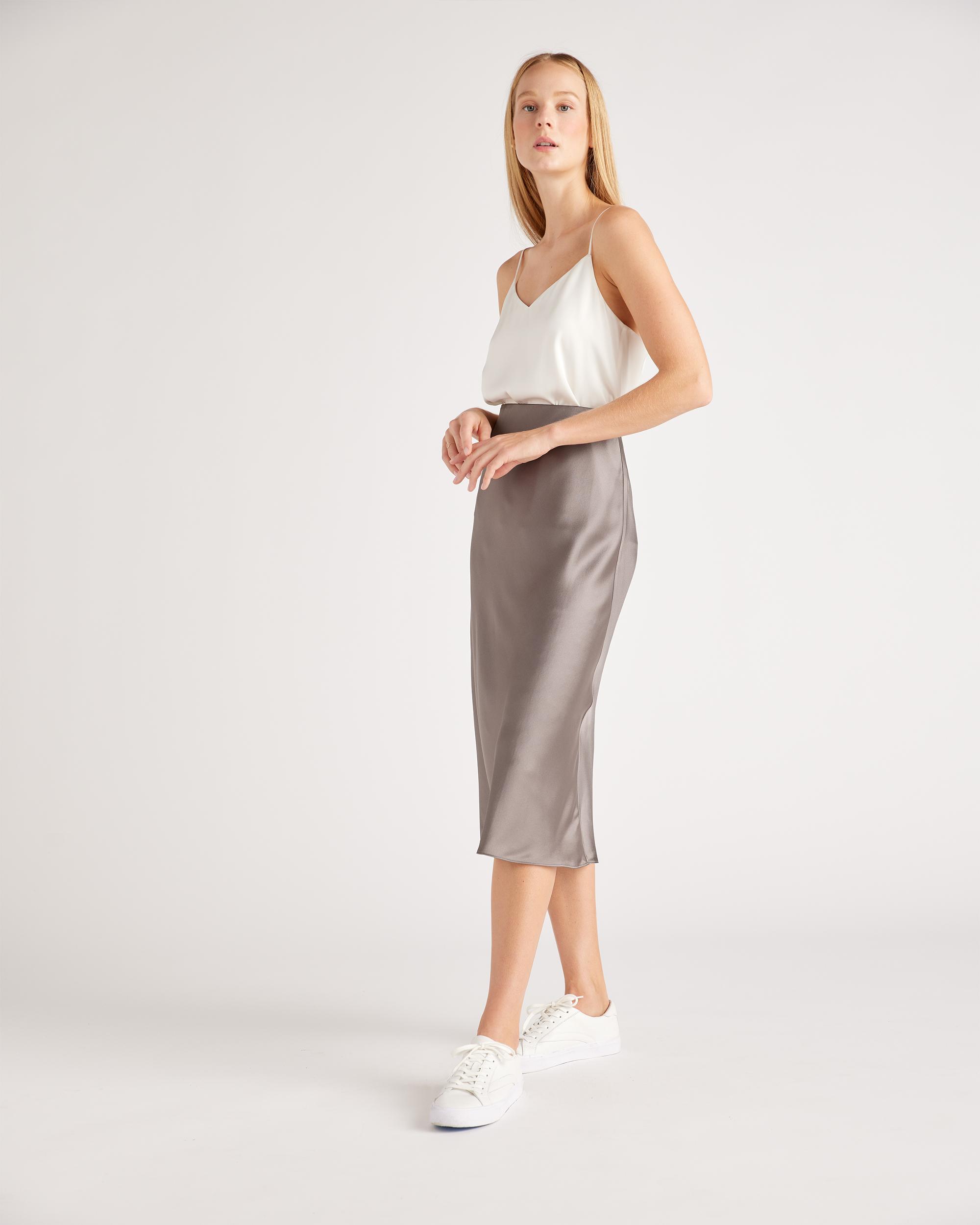 Quince | Women's 100% Washable Silk Stretch V-Neck Cami Top Size XL Product Image