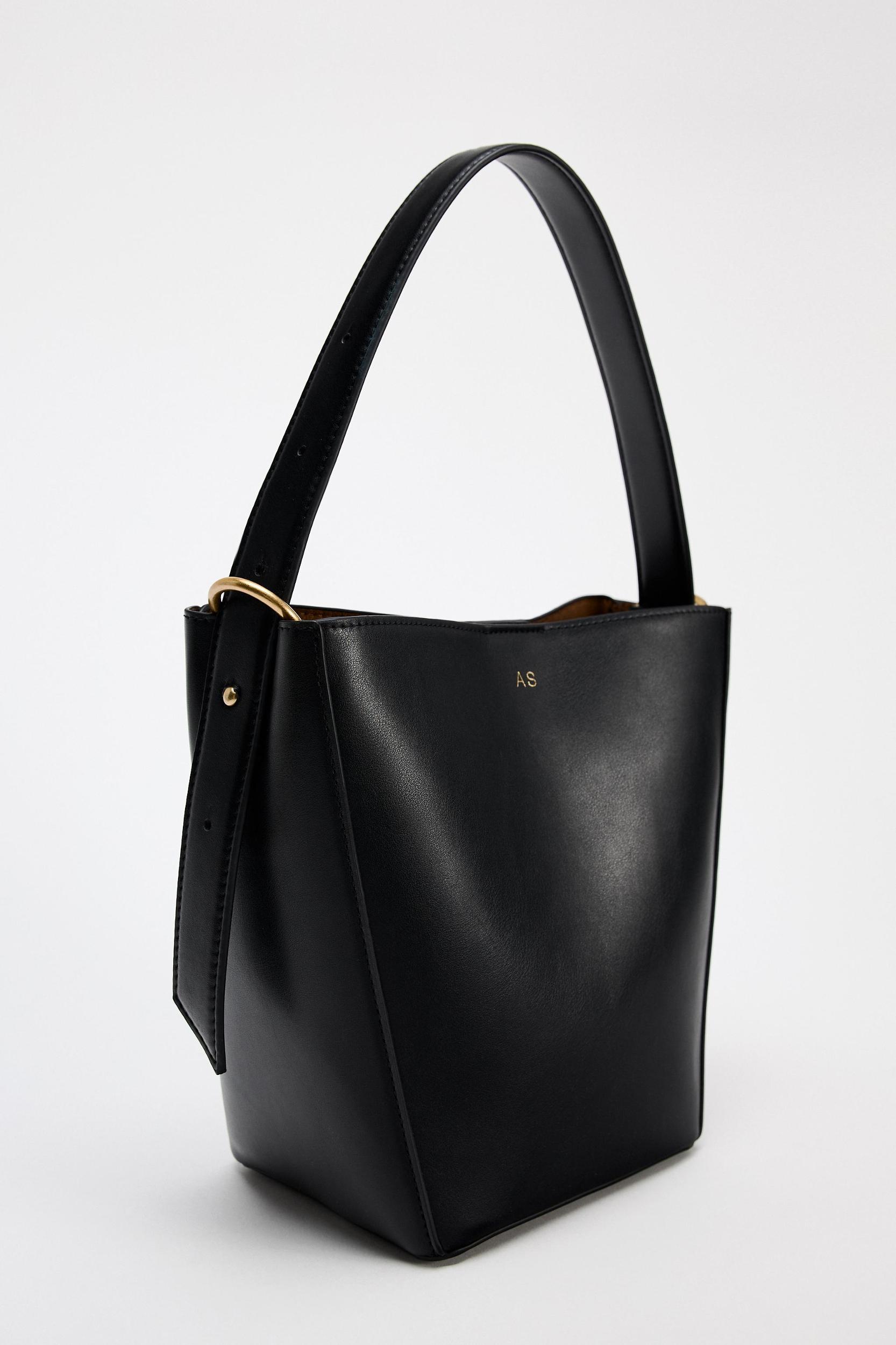 BUCKET BAG Product Image
