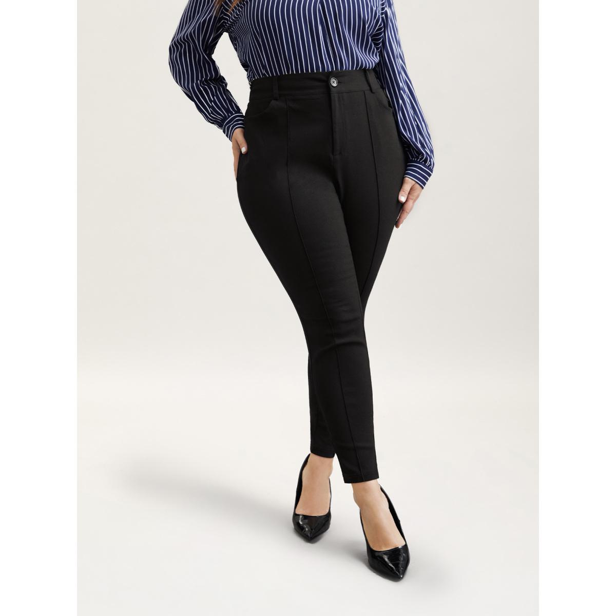 Plus Size Stretchy Fabric Seamed Skinny-Fit Pants Women Black Workwear Essentials Skinny Mid Rise Work Pants BloomChic 26/4X Product Image