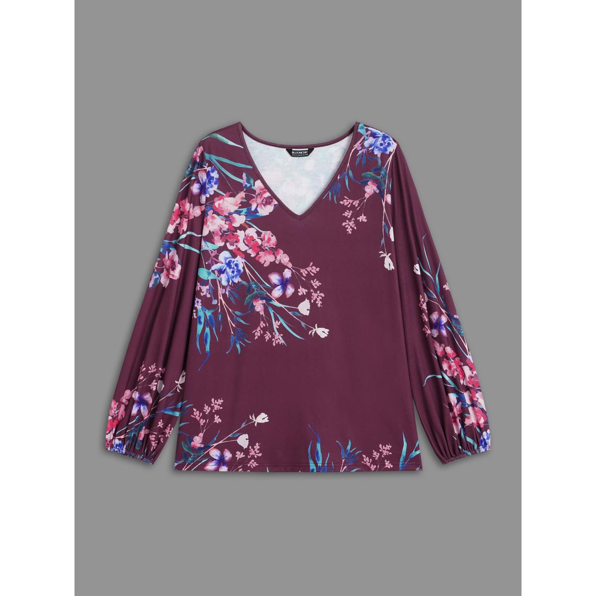 Plus Size V Neck Floral Print Stretchy T-Shirt Mauve Women Elegant Non Natural Flowers V-neck Everyday T-shirts BloomChic 10/M Product Image