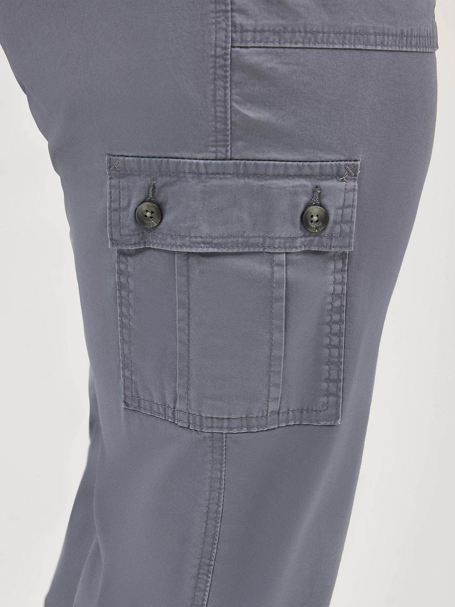 Women's Ultra Lux Comfort with Flex-To-Go Relaxed Fit Cargo Capri (Plus) | Women's Capris & Crops | Lee® Product Image