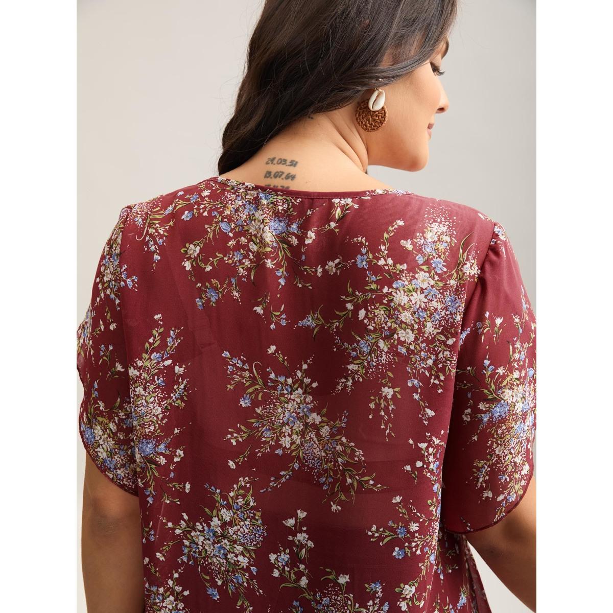 Plus Size Scarlet Floral Print Petal Sleeve Layered Blouse Women Romantic Half Sleeve V-neck Elegant Blouses BloomChic 28/5X Product Image