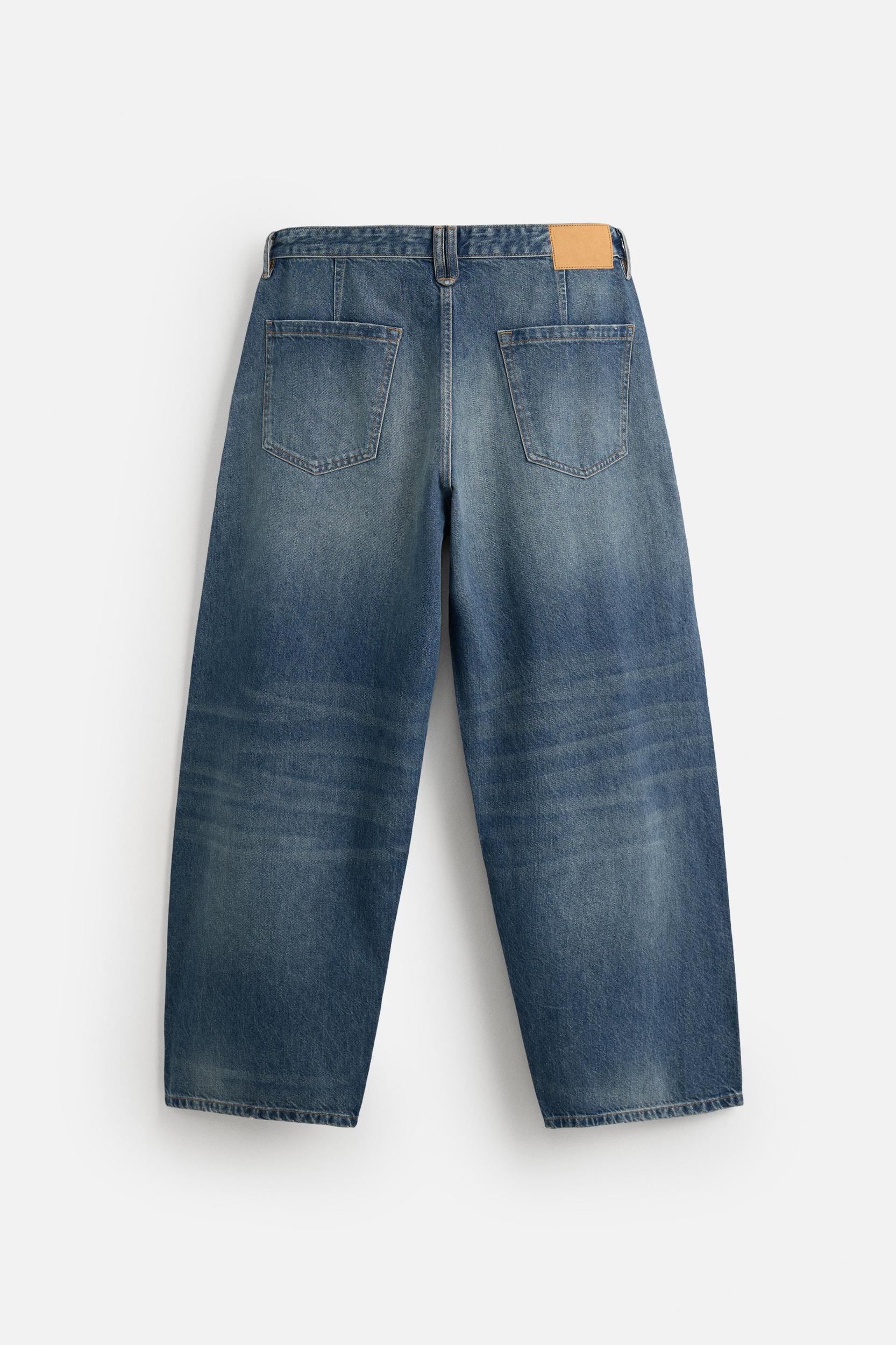 BALLOON FIT JEANS Product Image