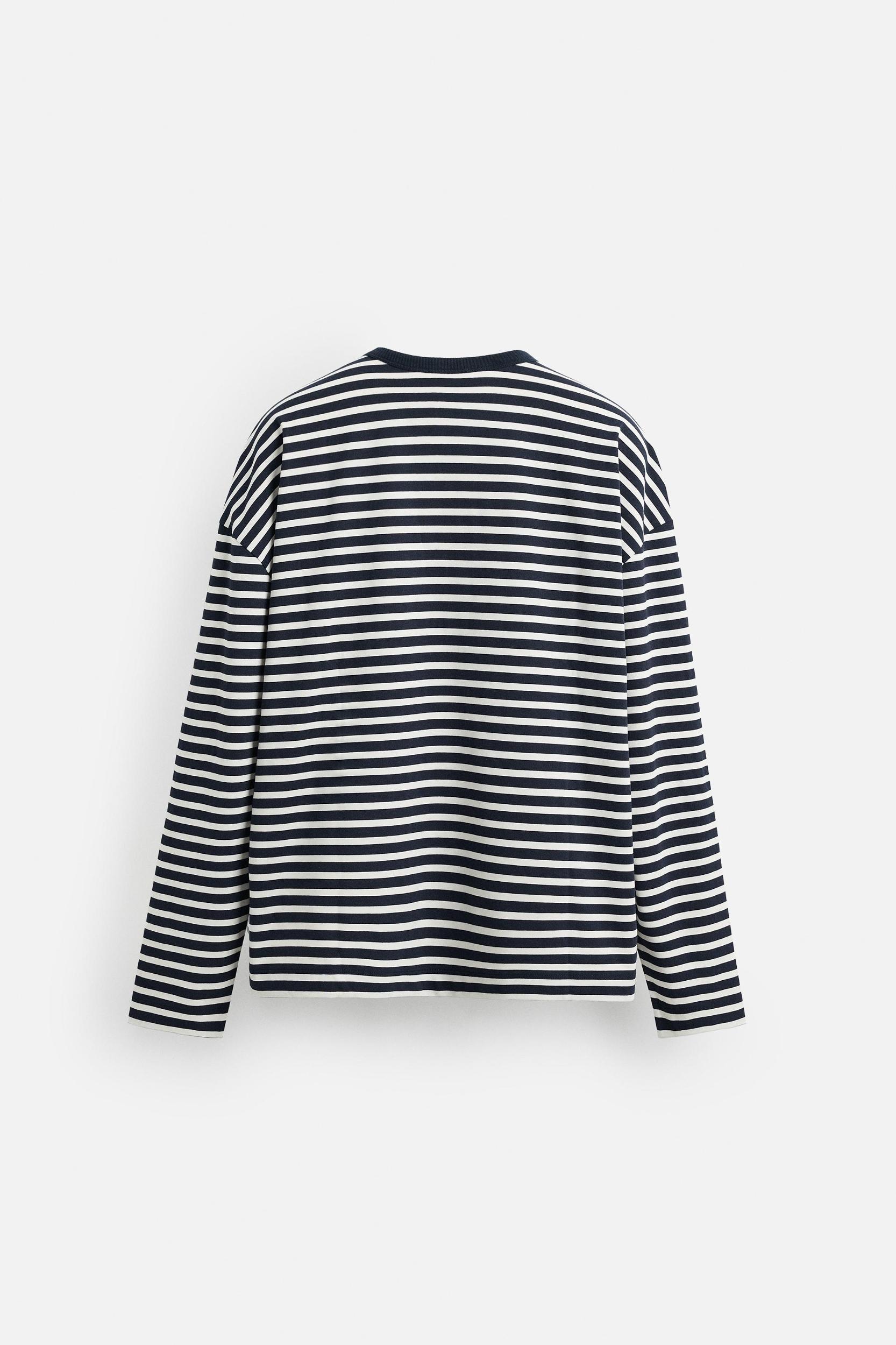 STRIPED PATCH T-SHIRT Product Image