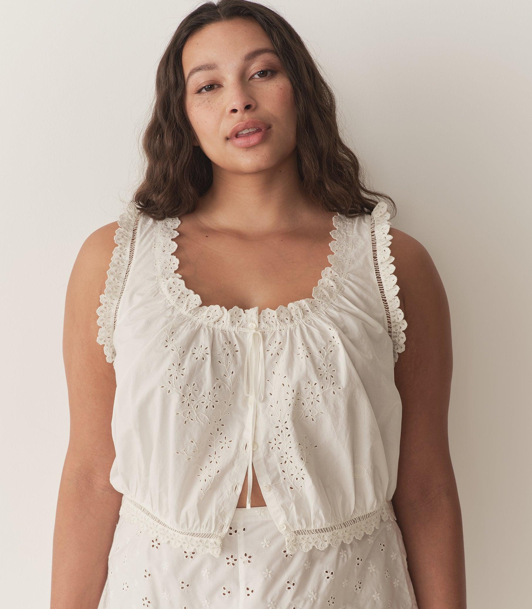 TRAVELER TOP -- SALT Product Image