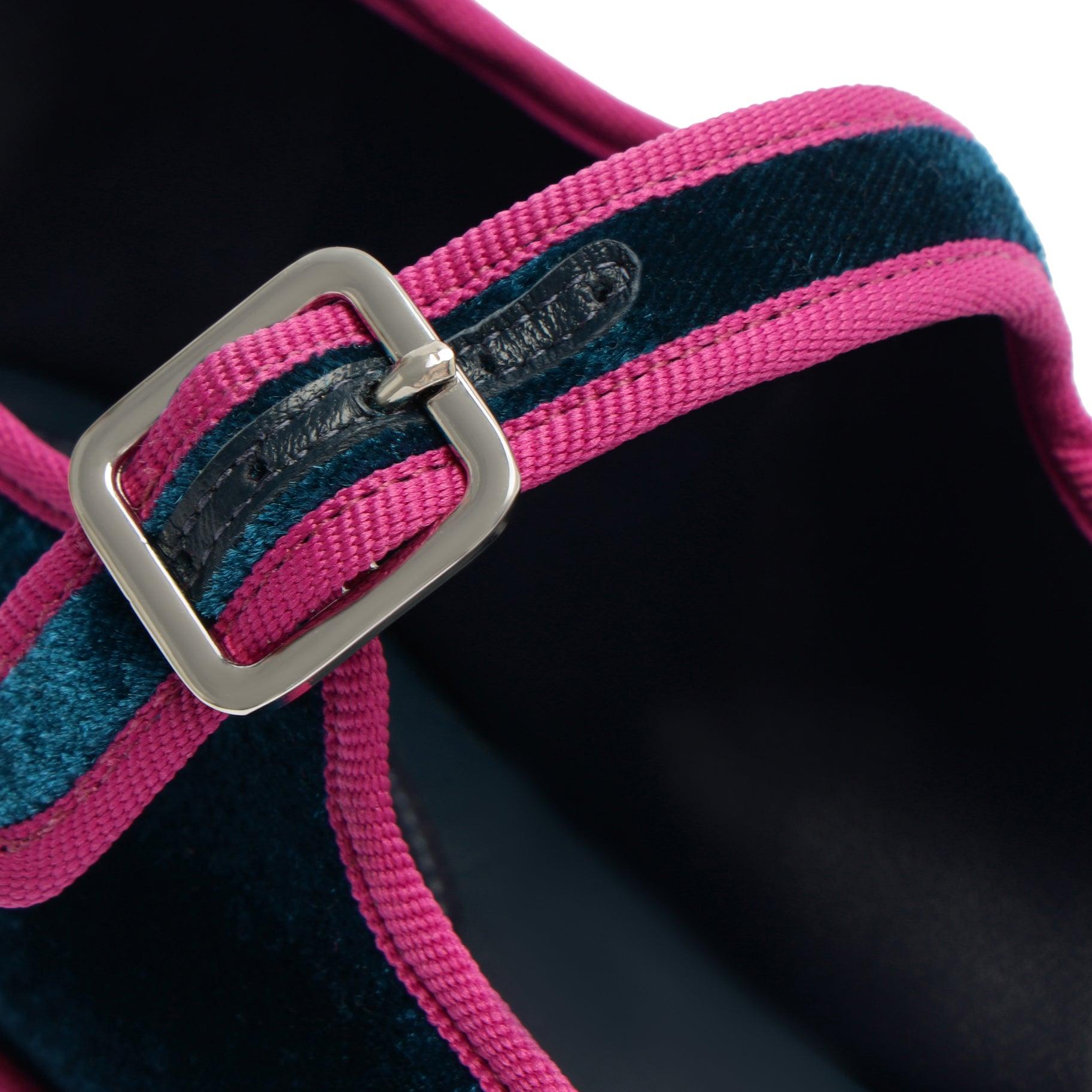 Clarissa Velvet Flat Female Product Image