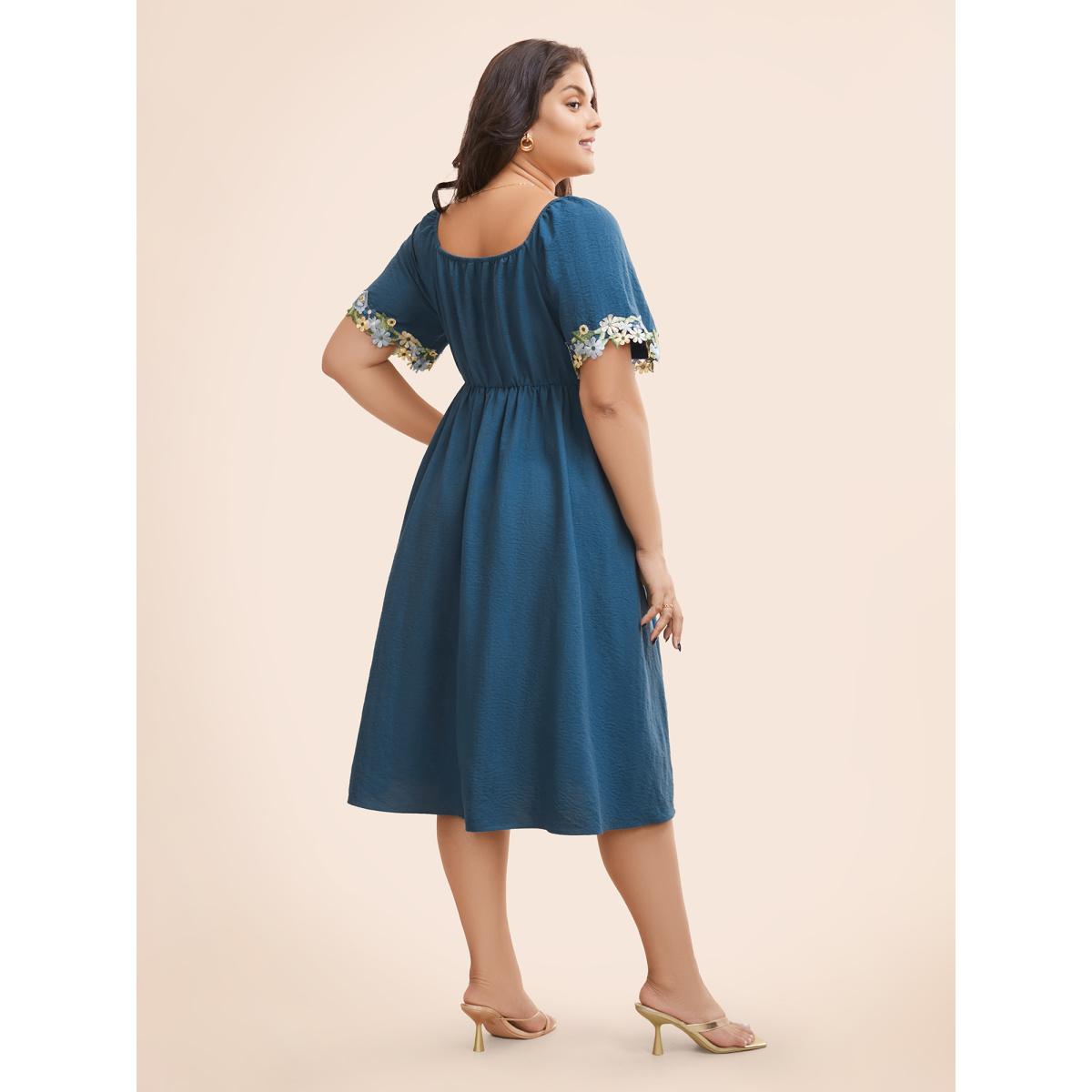 Plus Size Floral Embroidered Heart Neckline Gathered Dress Aegean Women Elegant Woven ribbon&lace trim Heart neckline Short sleeve Curvy BloomChic 26/4X Product Image