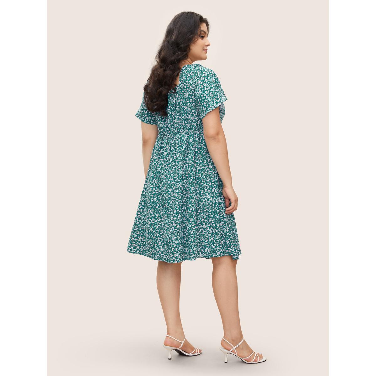 Plus Size Ditsy Floral Ruched Pocket Flutter Drawstring Knee Dress Emerald Women Elegant Non V-neck Short sleeve Curvy Knee Dress BloomChic 28/5X Product Image