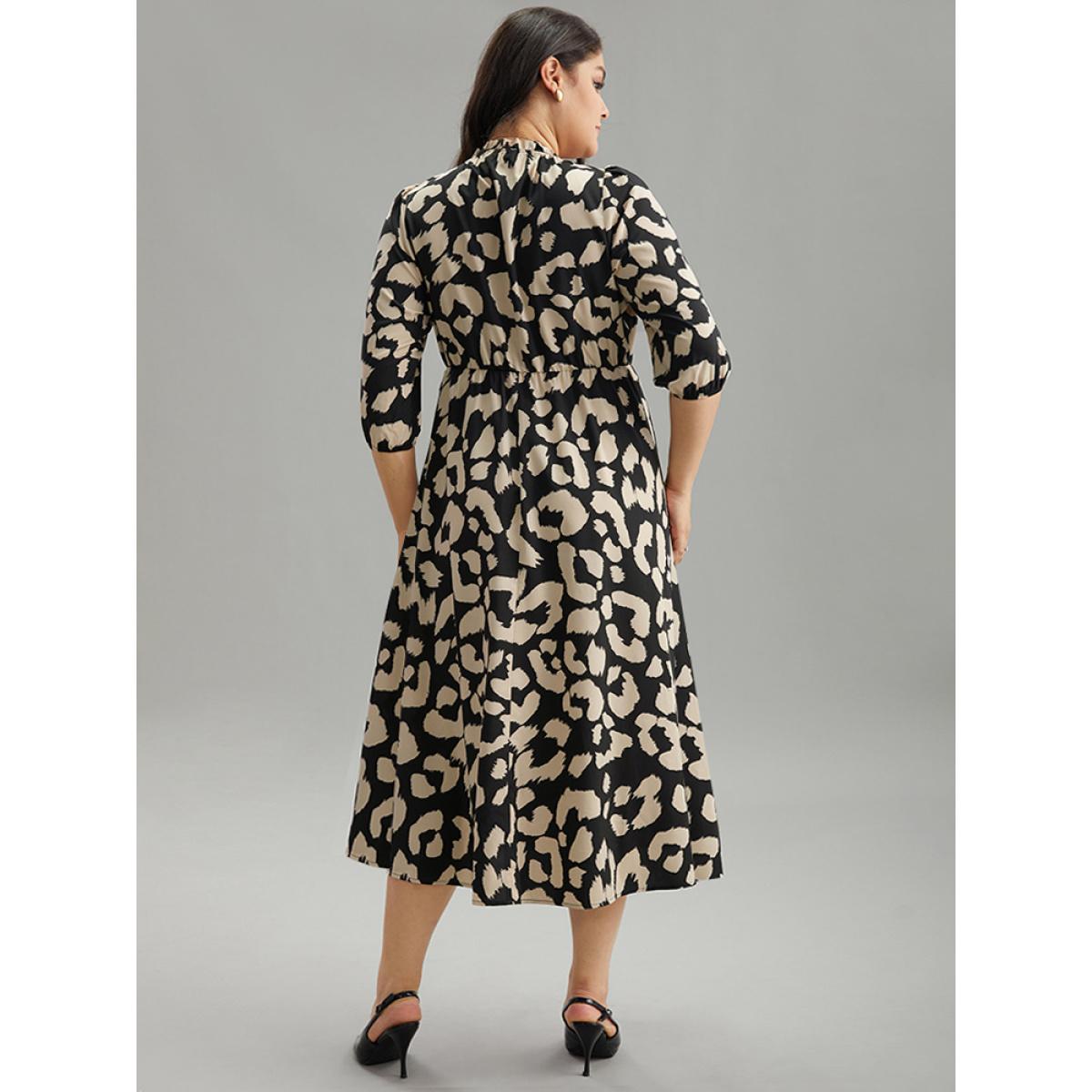 Plus Size Geometric Mock Neck Elastic Waist Pleated Dress DarkBrown Women Office Elastic cuffs Mock Neck Elbow-length sleeve Curvy Midi Dress BloomChic 30/6X Product Image