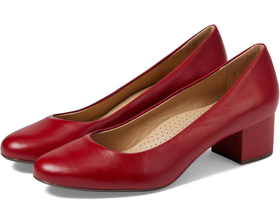 Women's Marc Joseph New York Broad Street Pump Product Image