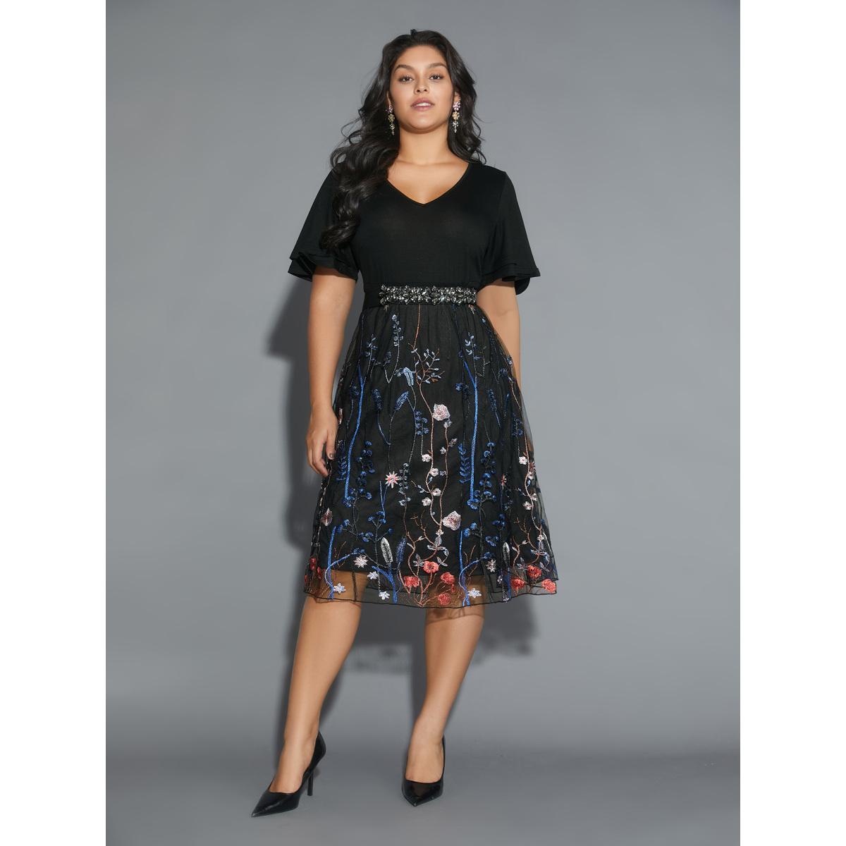 Plus Size V Neck Mesh Embroidered Patch Dress Black Women Cocktail Texture Party Curvy Bloomchic 30/6X Product Image
