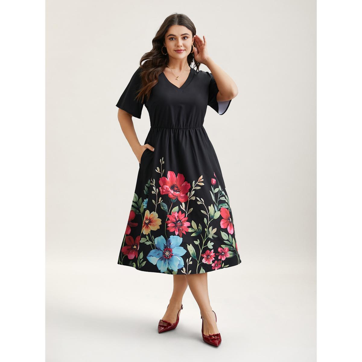 Plus Size Floral Print V-Neck Half-Sleeve Midi Dress Black Women Timeless Non V-neck Short sleeve Curvy BloomChic 12/L Product Image