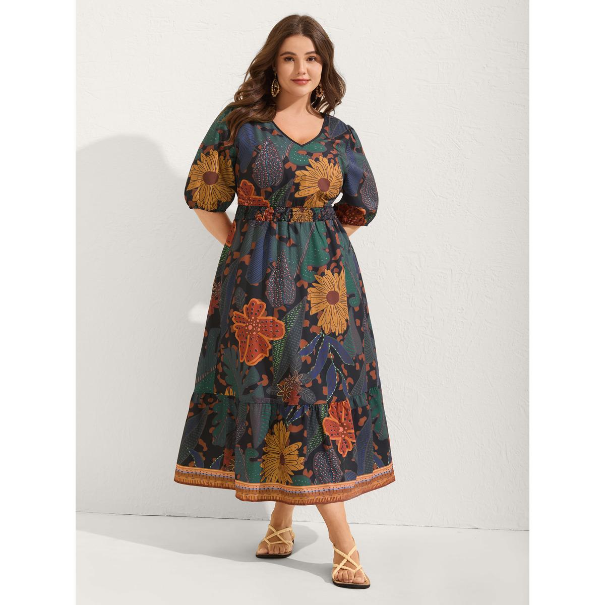 Plus Size Floral Shirred Lantern Sleeve Midi Dress DarkBlue Women Resort Gathered V-neck Half Sleeve Curvy BloomChic 14-16/1X Product Image