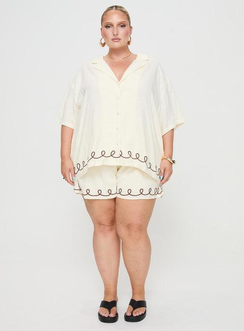 Jamari Linen Blend Shorts Cream / Brown Curve Product Image