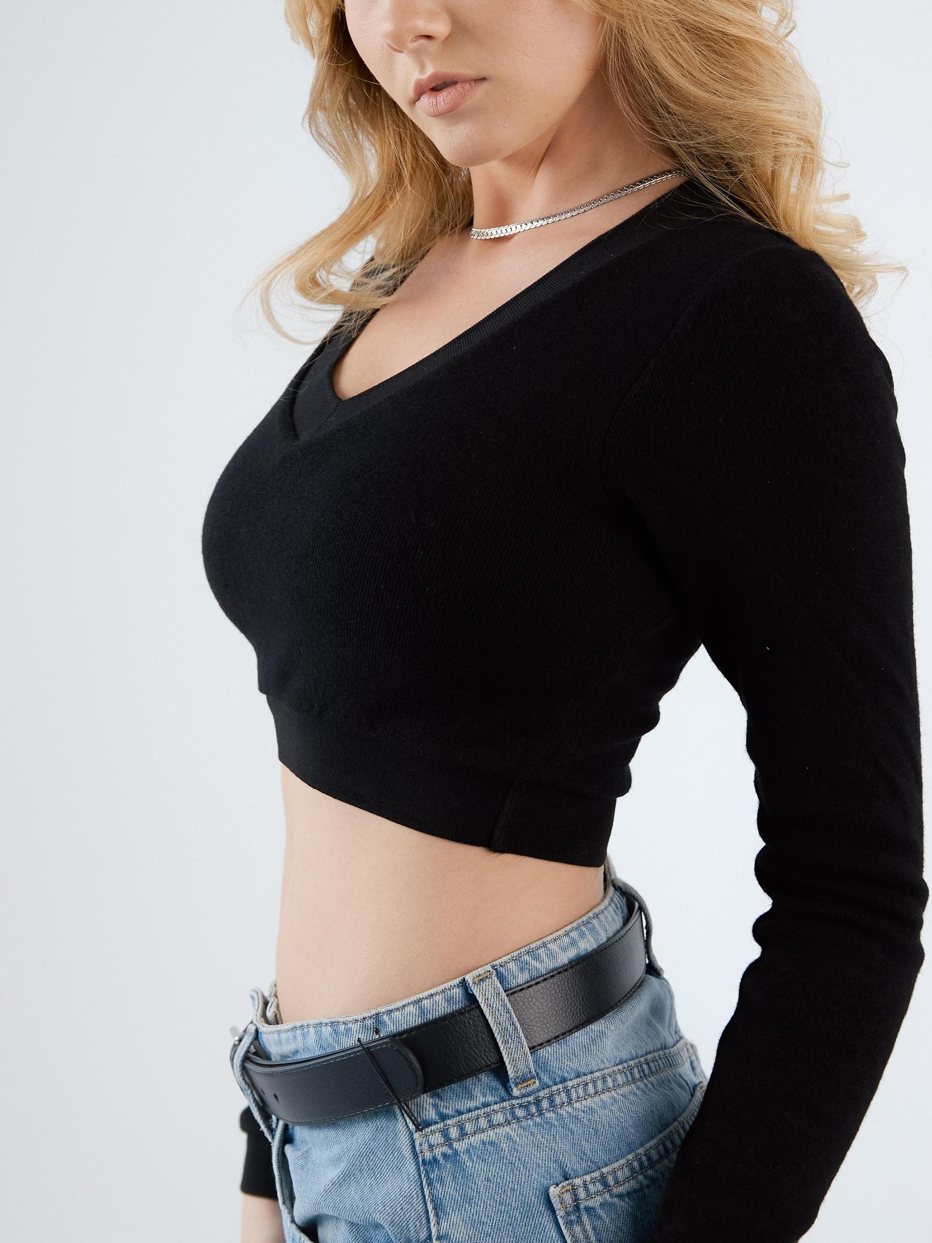 Knit Long Sleeve V-Neck Brami Product Image