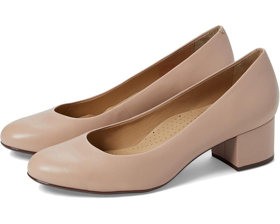 Women's Marc Joseph New York Broad Street Pump Product Image