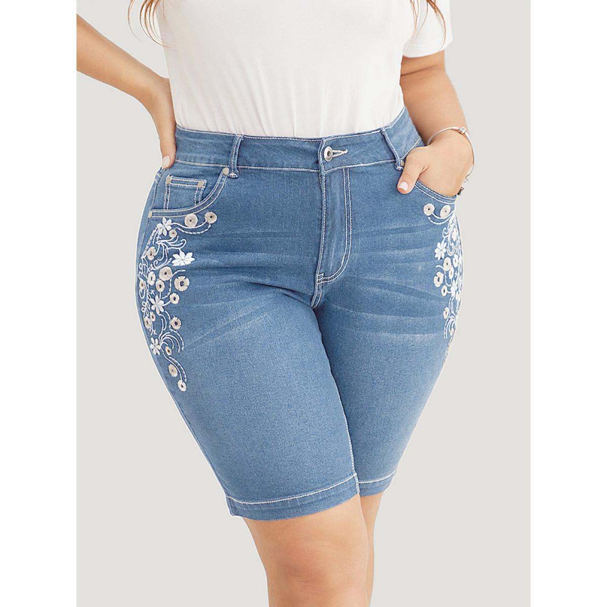 Plus Size Very Stretchy High Rise Dark Wash Floral Embroidered Denim Shorts Women LightBlue High stretch Everyday Slanted pocket Casual Denim Shorts BloomChic 10/M Product Image