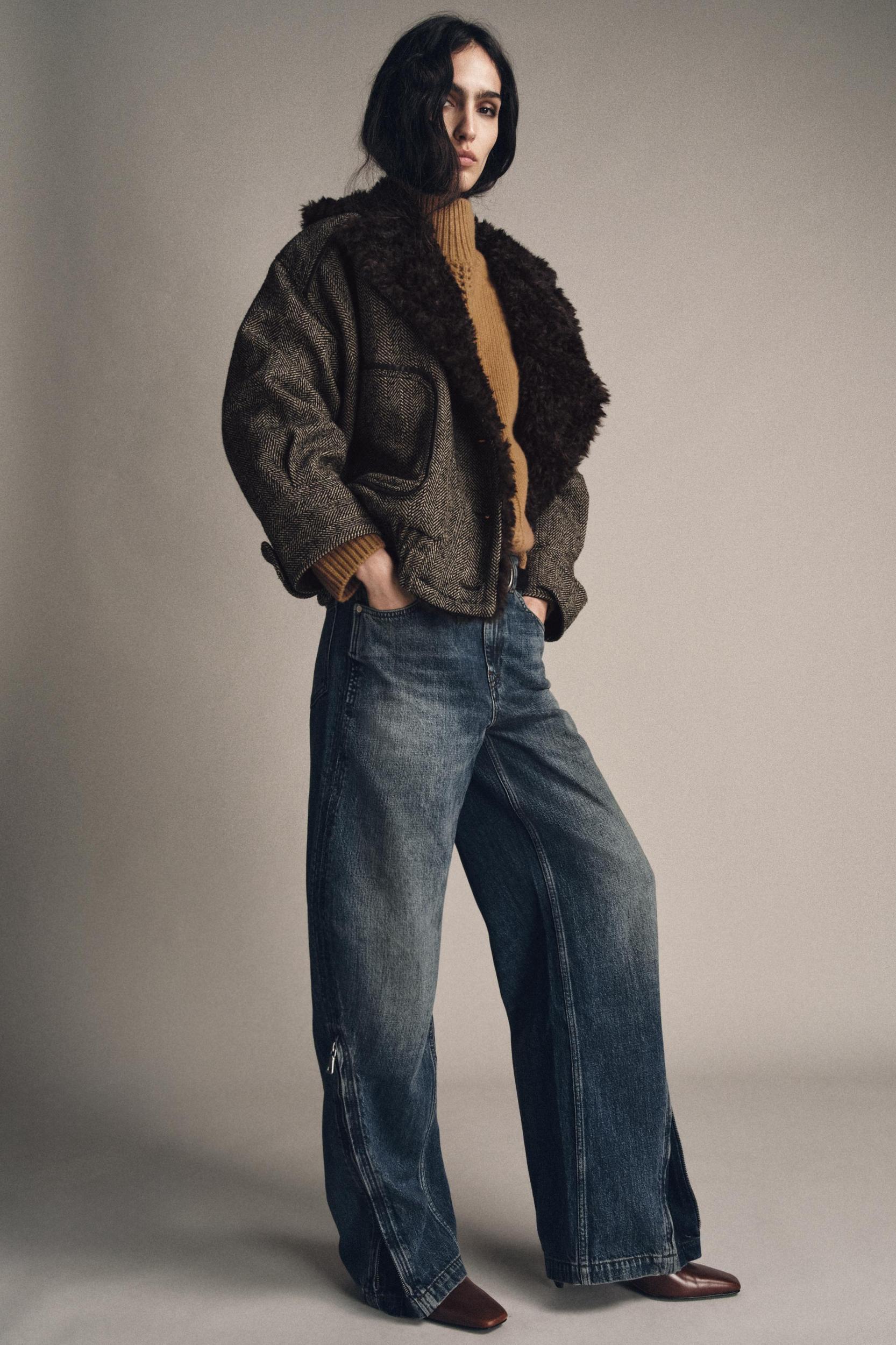 ZW COLLECTION MID-RISE BALLOON JEANS WITH ZIPPERS LIMITED EDITION Product Image