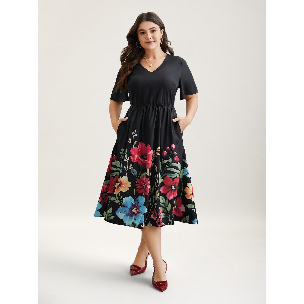 Plus Size Floral Print V-Neck Half-Sleeve Midi Dress Black Women Timeless Non V-neck Short sleeve Curvy BloomChic 12/L Product Image