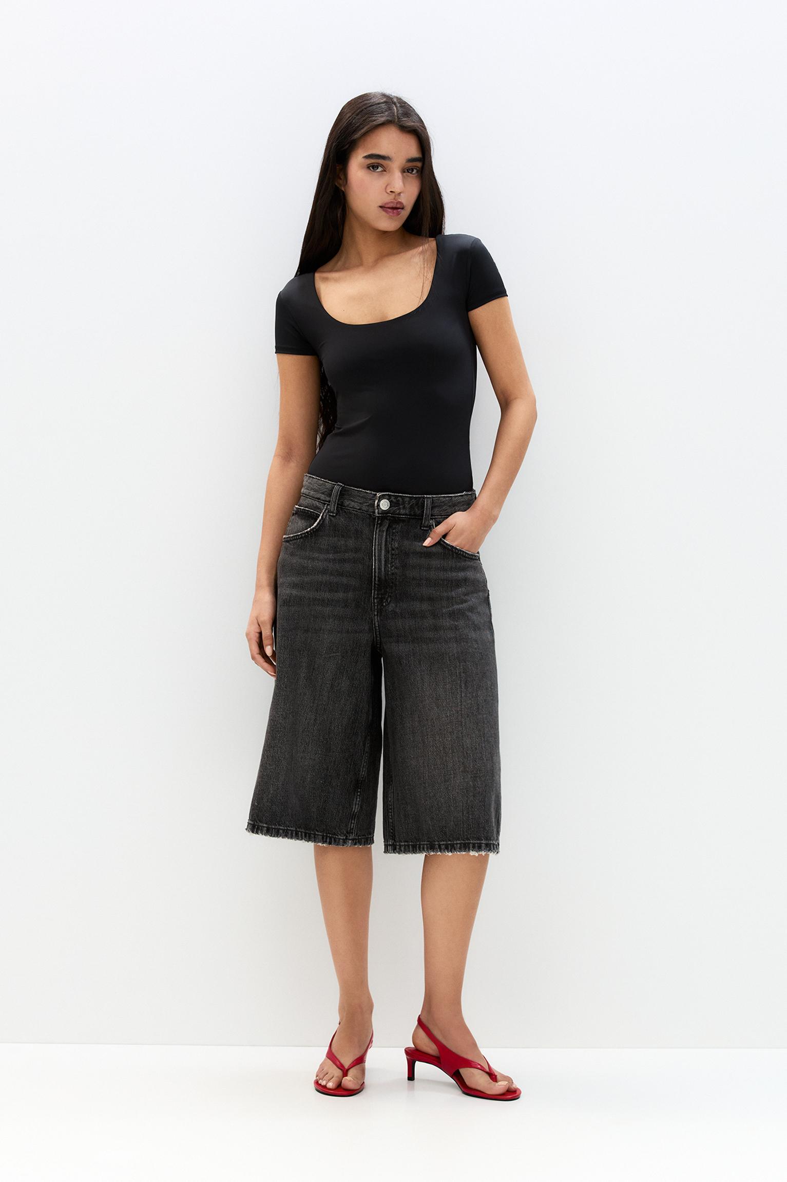 Short sleeve polyamide bodysuit Product Image