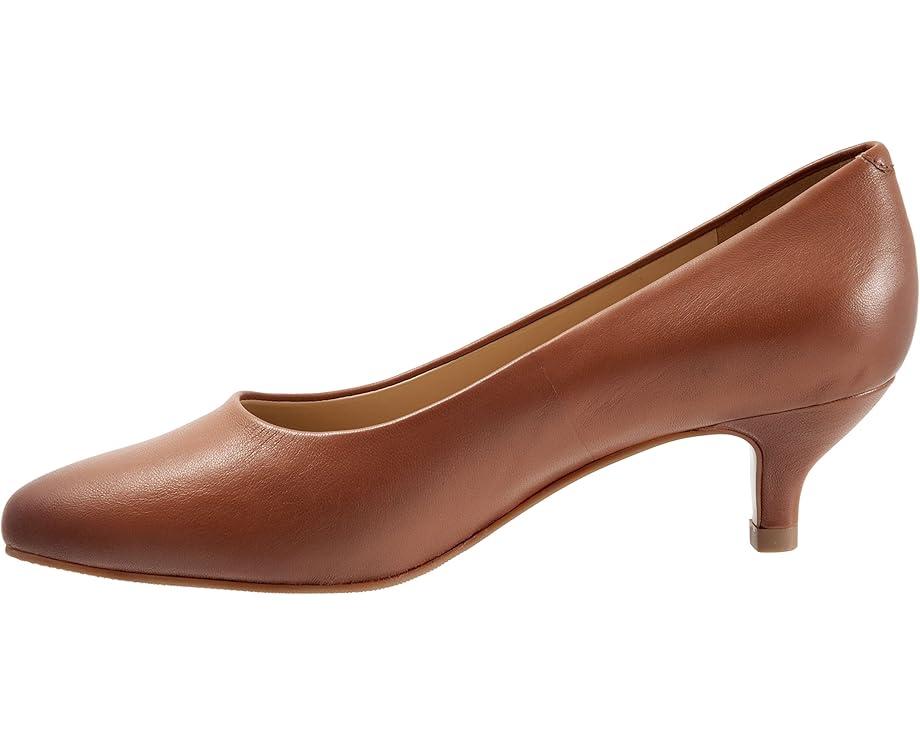 Women's Trotters Pumps Product Image