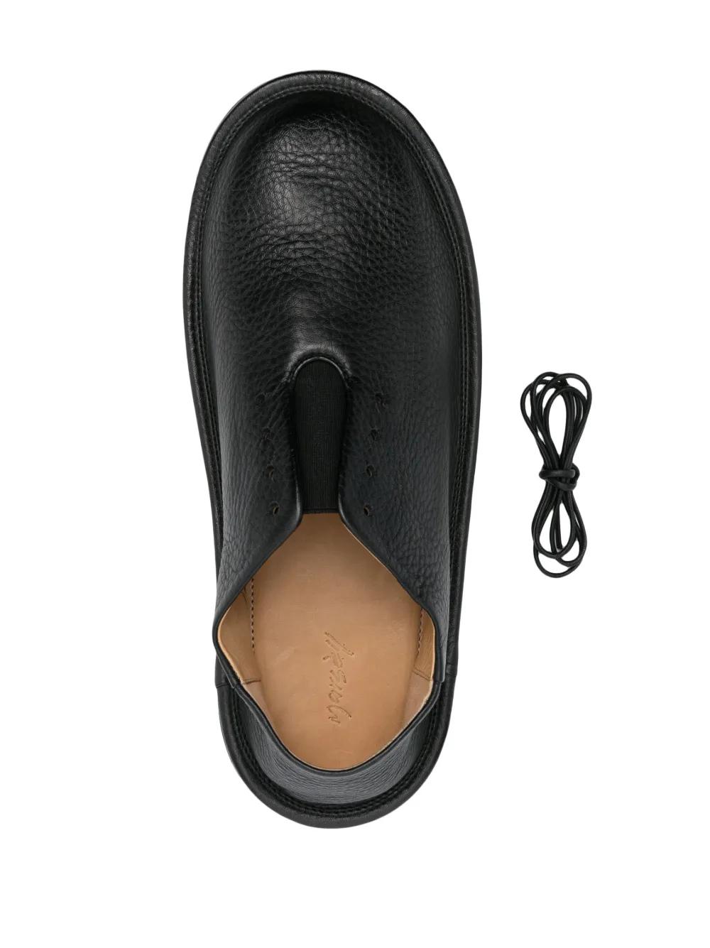 lace-up leather oxford shoes Product Image