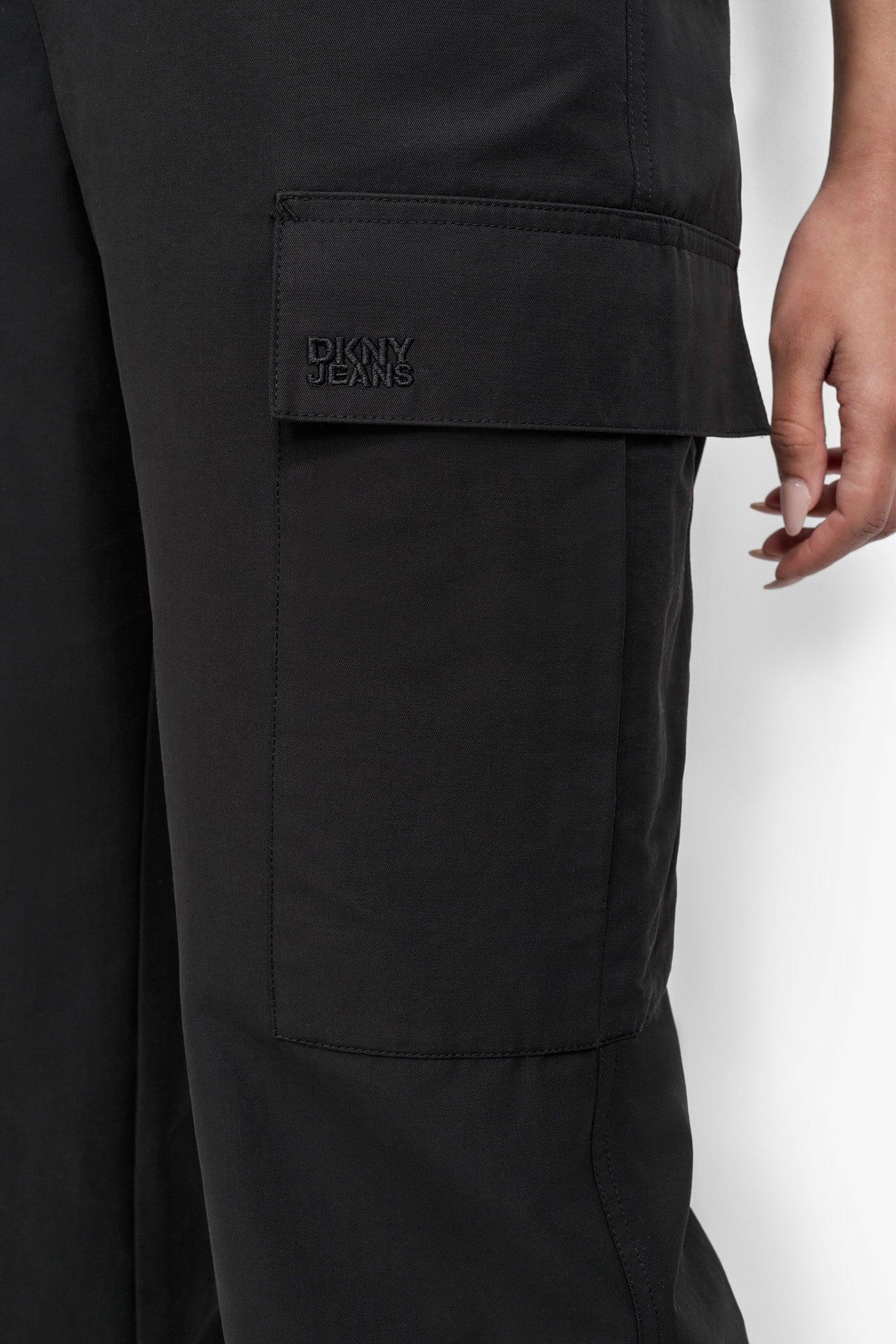 HIGH-RISE STRAIGHT-LEG CARGO PANT Product Image