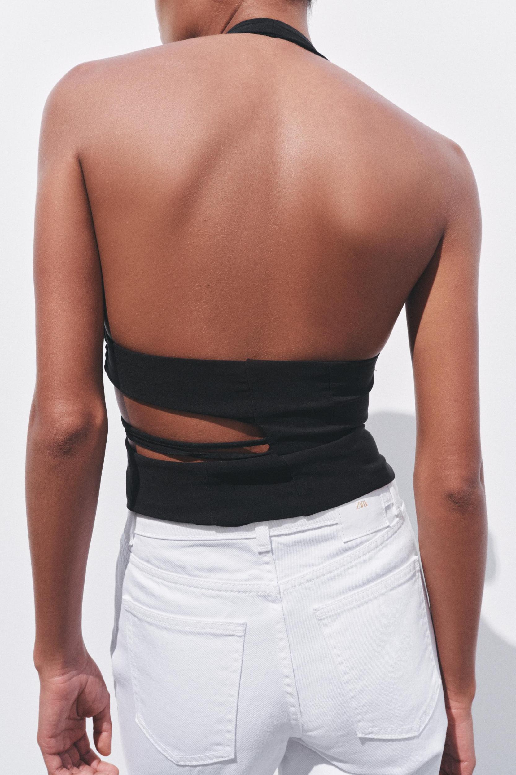 CUT OUT HALTER TOP Product Image