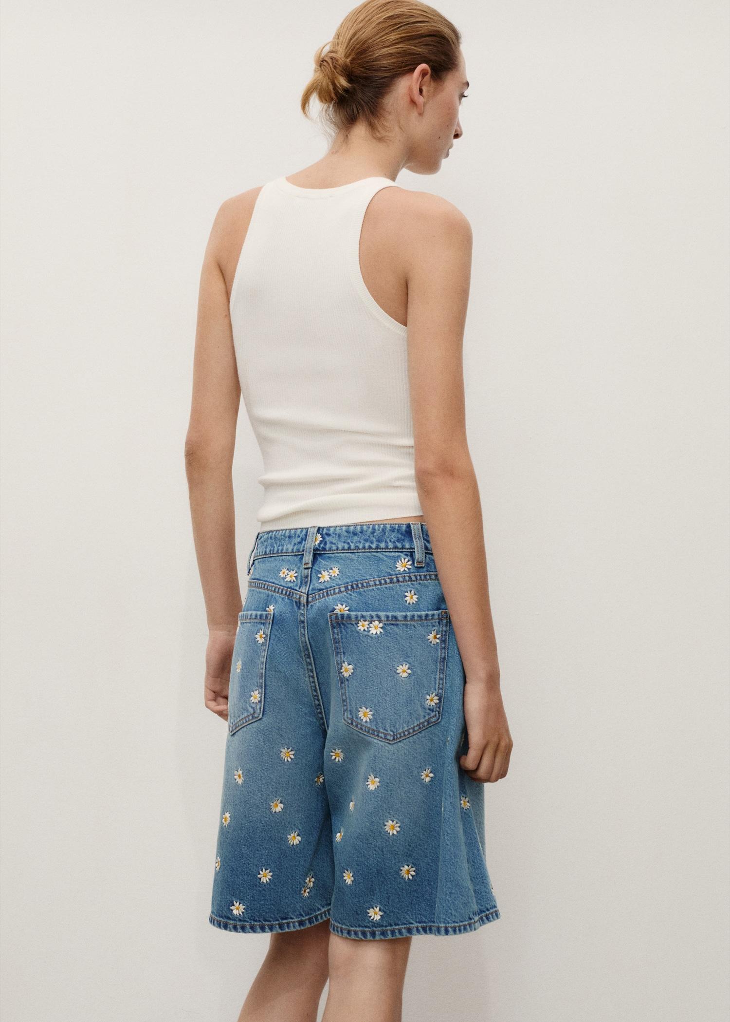 Floral-embroidered denim bermuda shorts - Women | MANGO USA Product Image