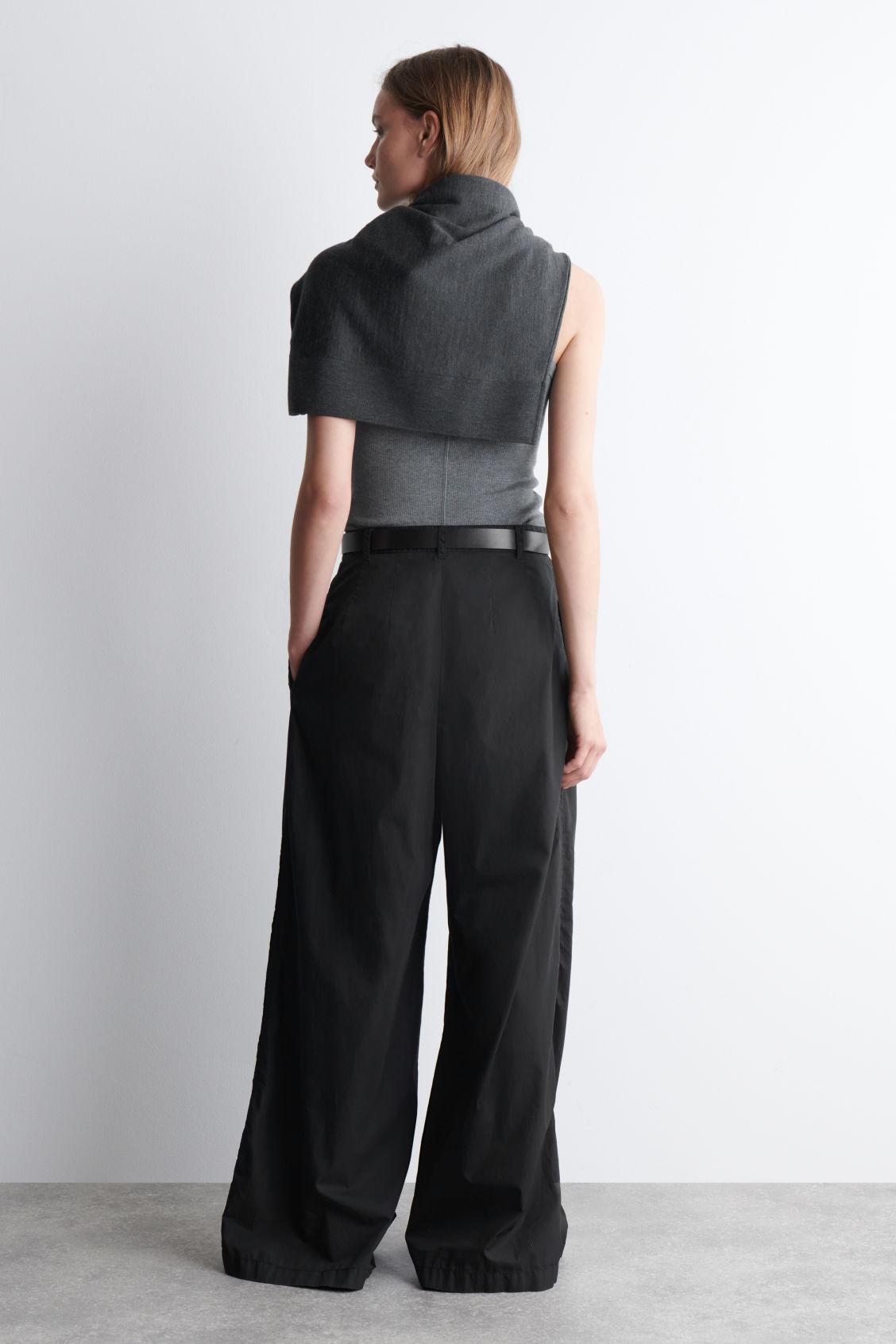 PLEATED COTTON WIDE-LEG PANTS Product Image