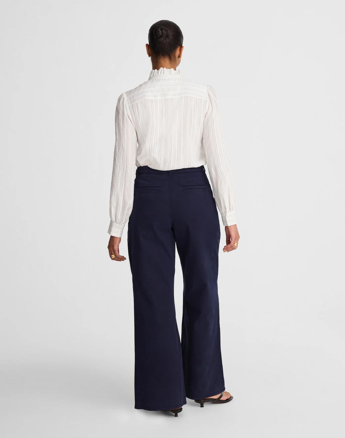 The Curvy Wide-Leg Pant in Garment-Dyed Twill Product Image