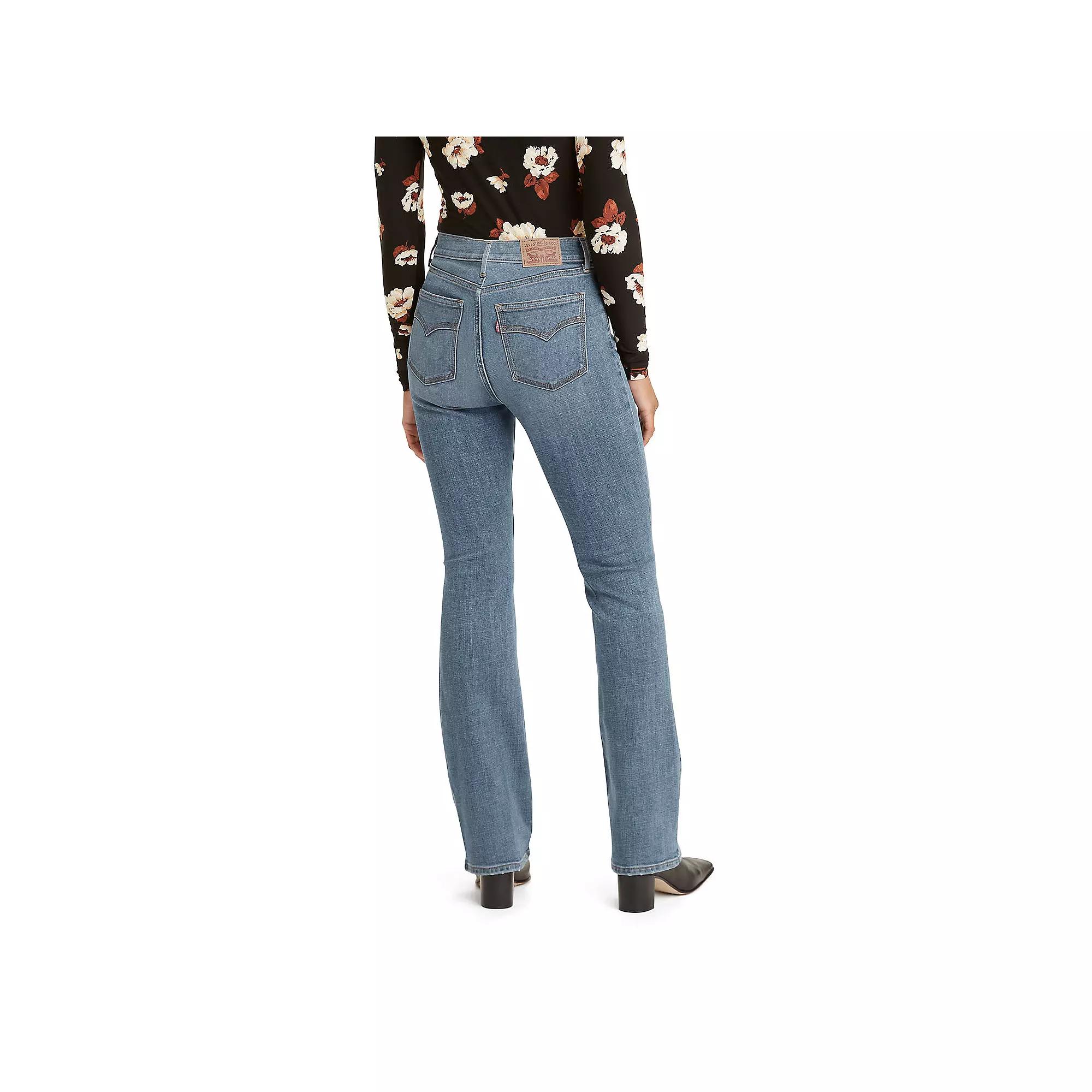 Women's Levi's® Classic Bootcut Jeans,  Product Image